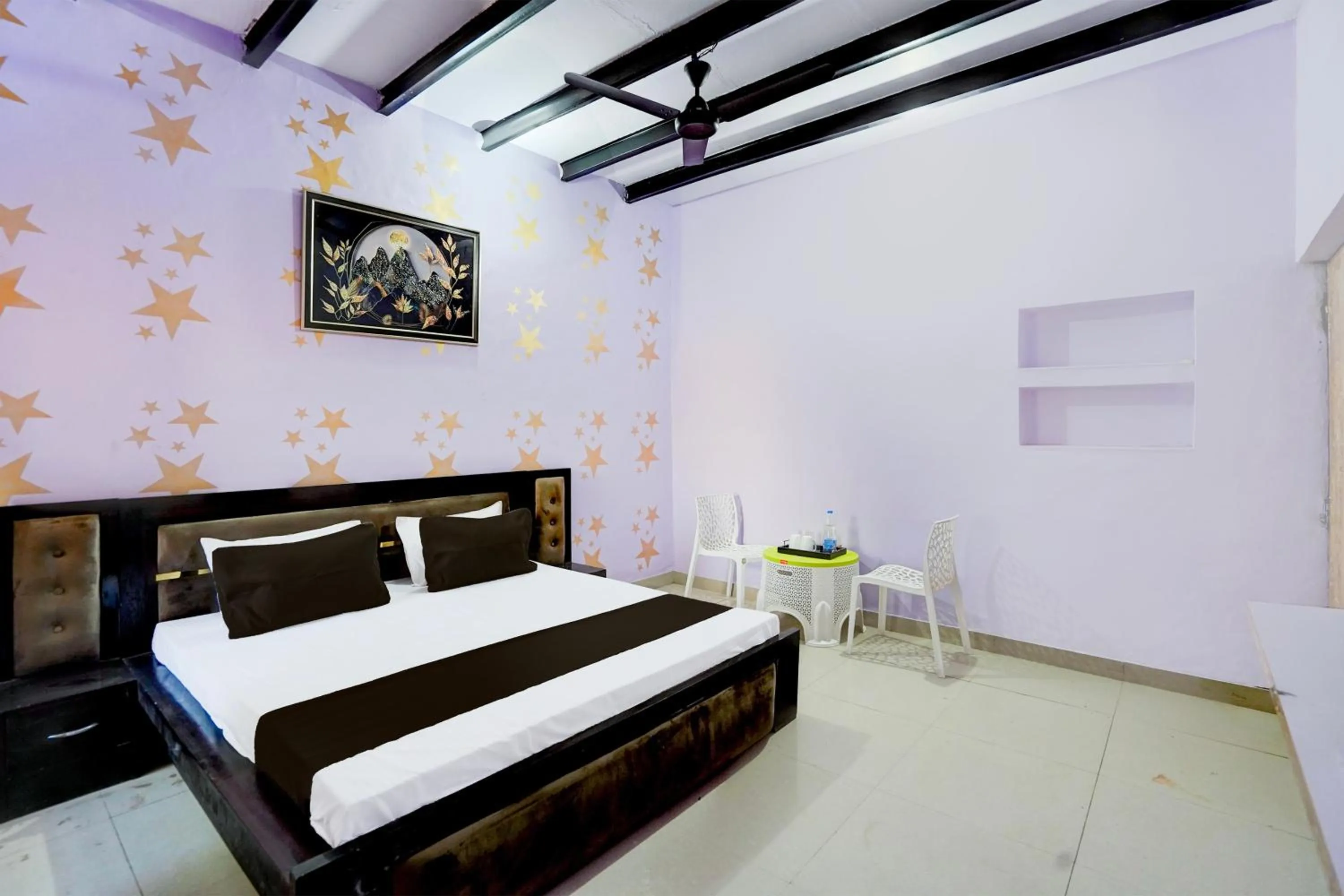 Bedroom in Hotel O YAMUNA RESORT