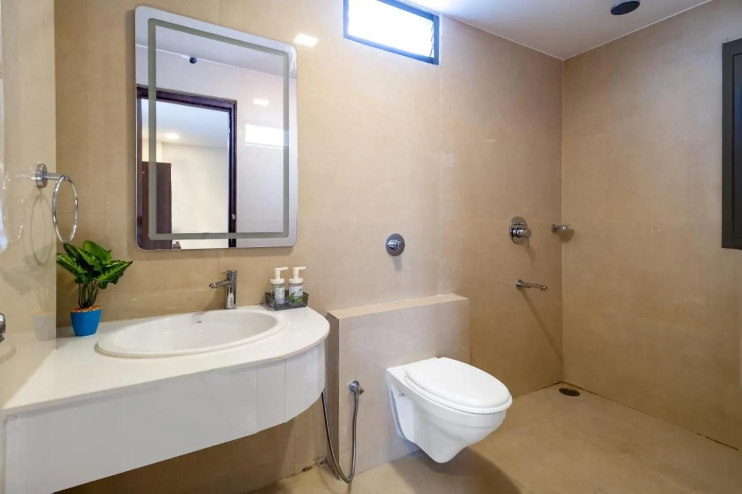 Bedroom in Collection O THE CAPITAL HOTEL