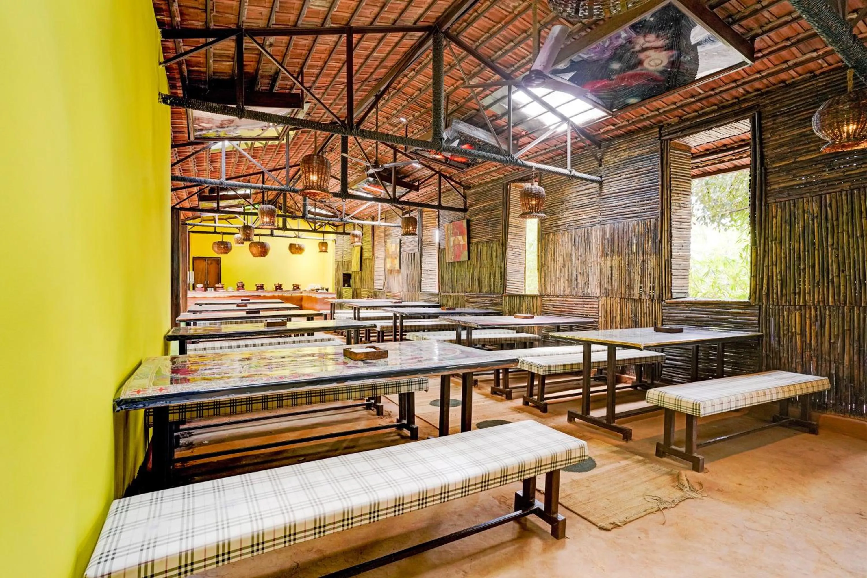 Restaurant/places to eat in Palette Palghar Irayos Resort Lifestyle Retreat