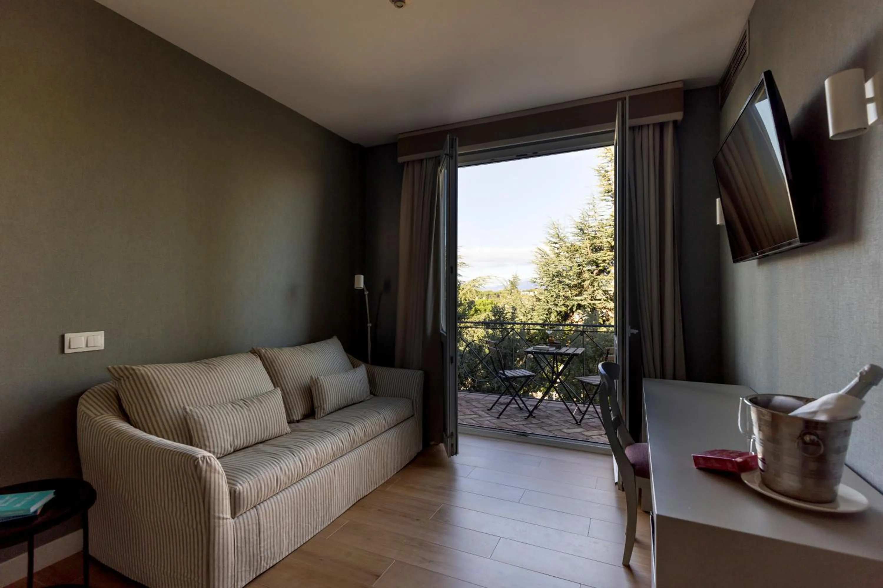 Balcony/Terrace in Hotel PAX Torrelodones