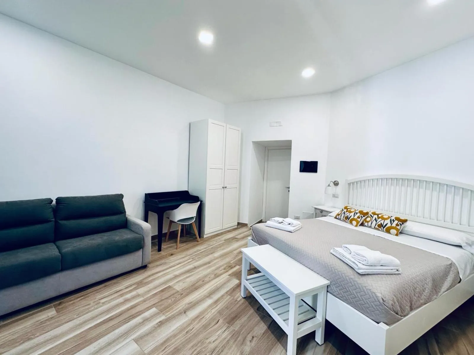 Bedroom, Bed in B&B Lara's Home by I Borbone