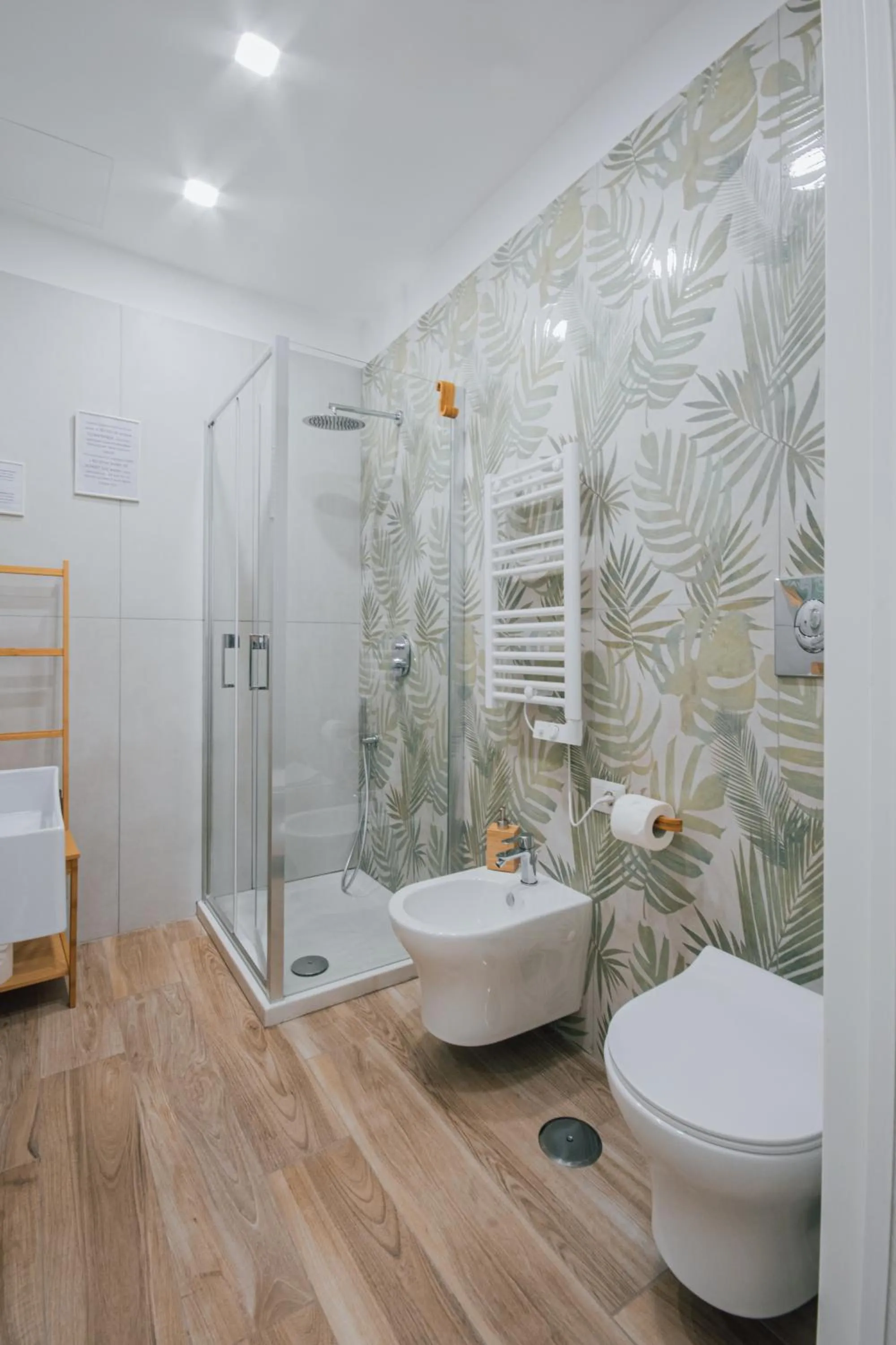 Shower in B&B Lara's Home by I Borbone