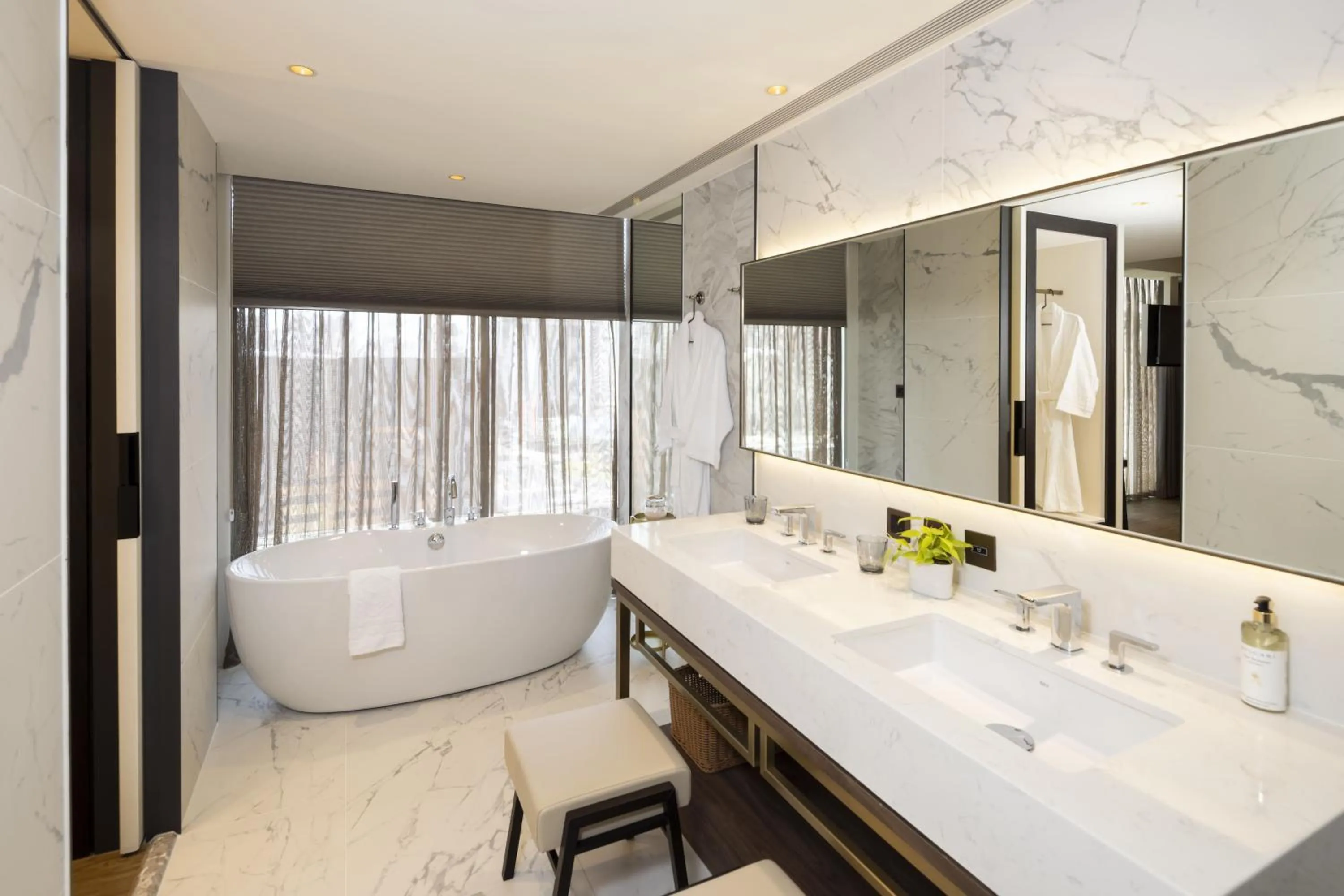 Bathroom in Voyage Kaohsiung By Cosmos Oasis