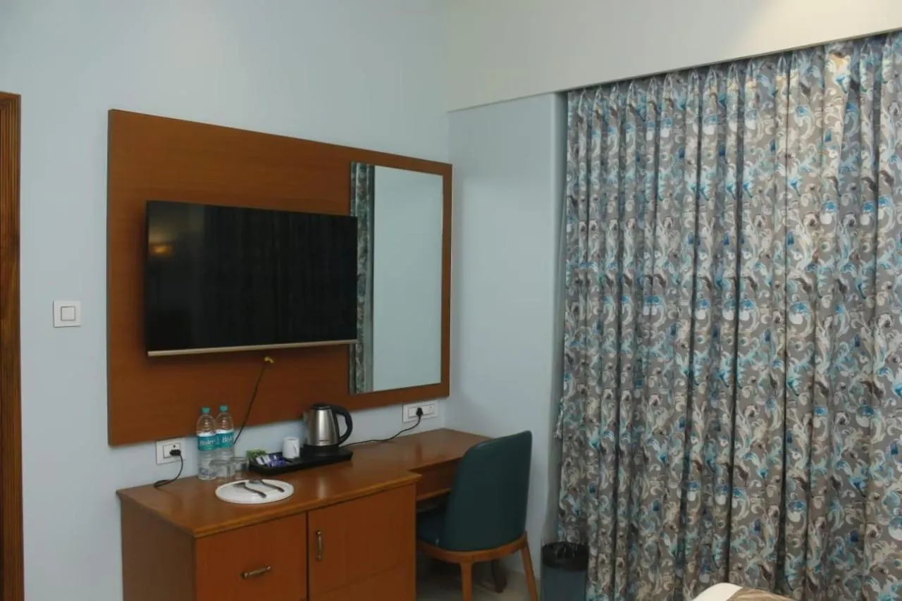 TV and multimedia in The Hub Link