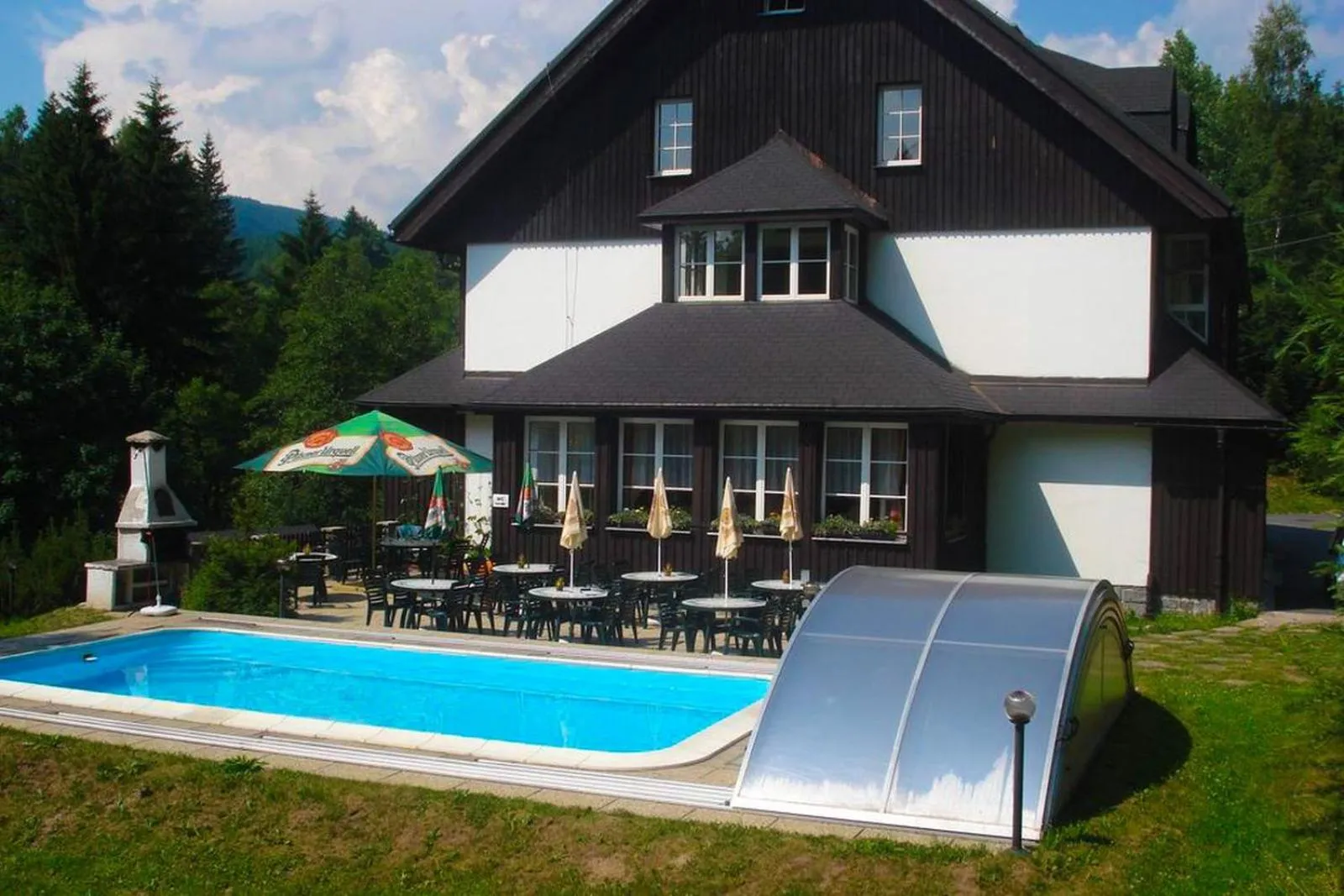 Property building in Hotel Konšel