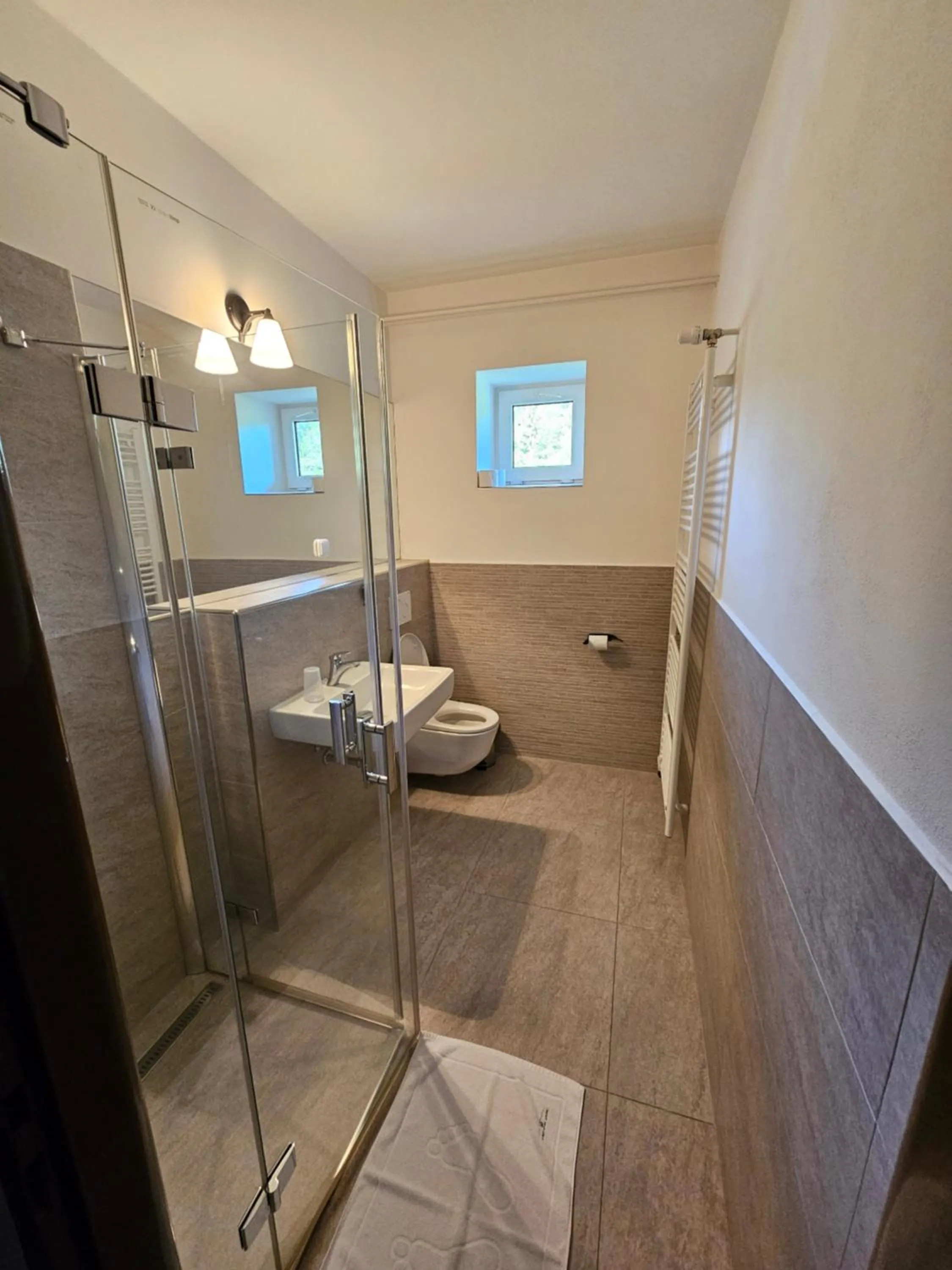 Shower in Hotel Konšel