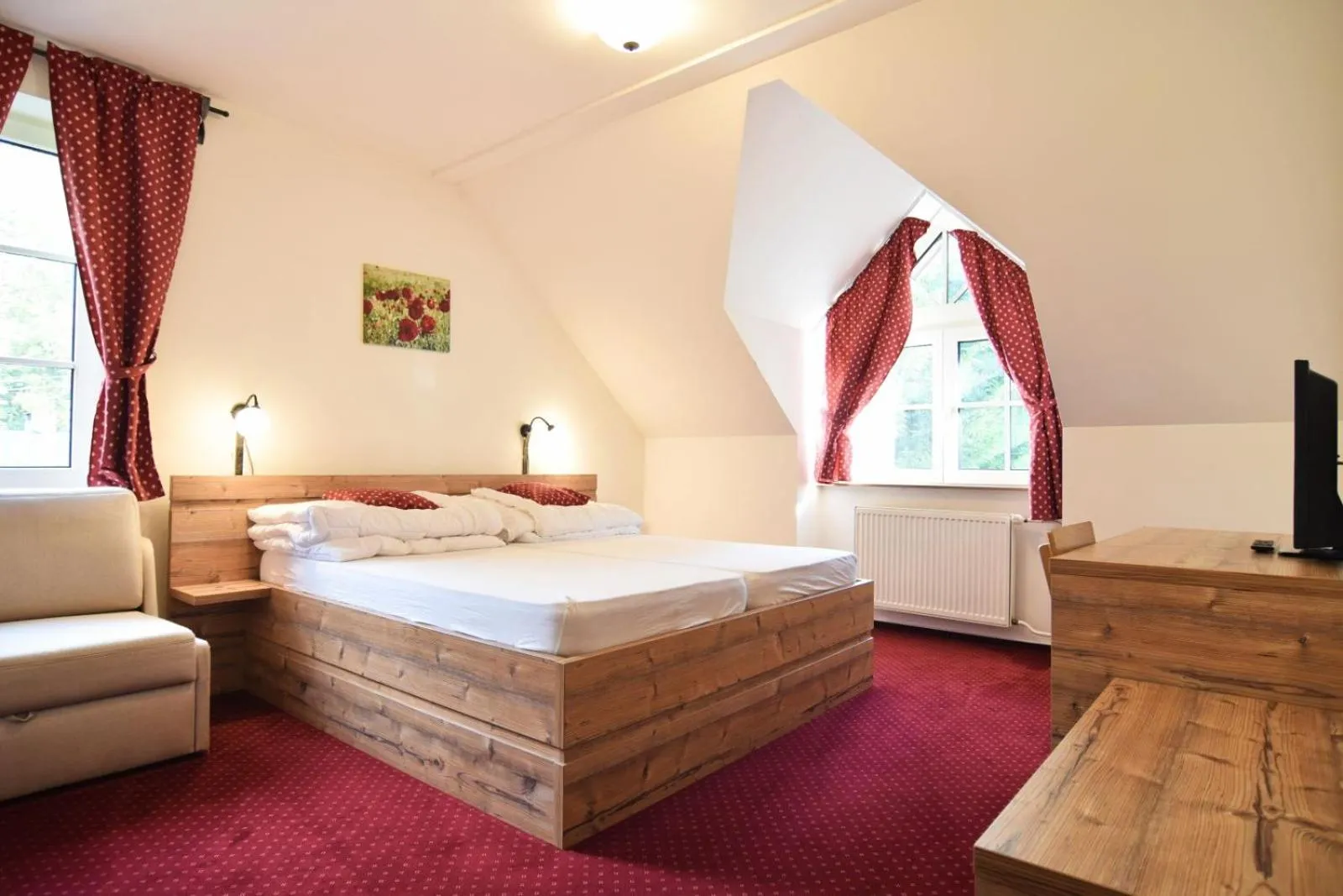 Photo of the whole room, Bed in Hotel Konšel