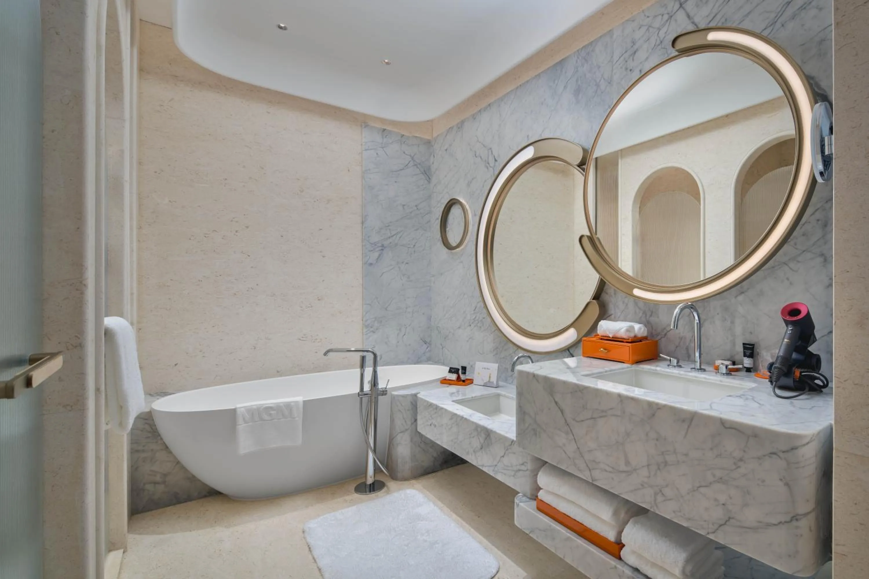 Bathroom in MGM Shenzhen