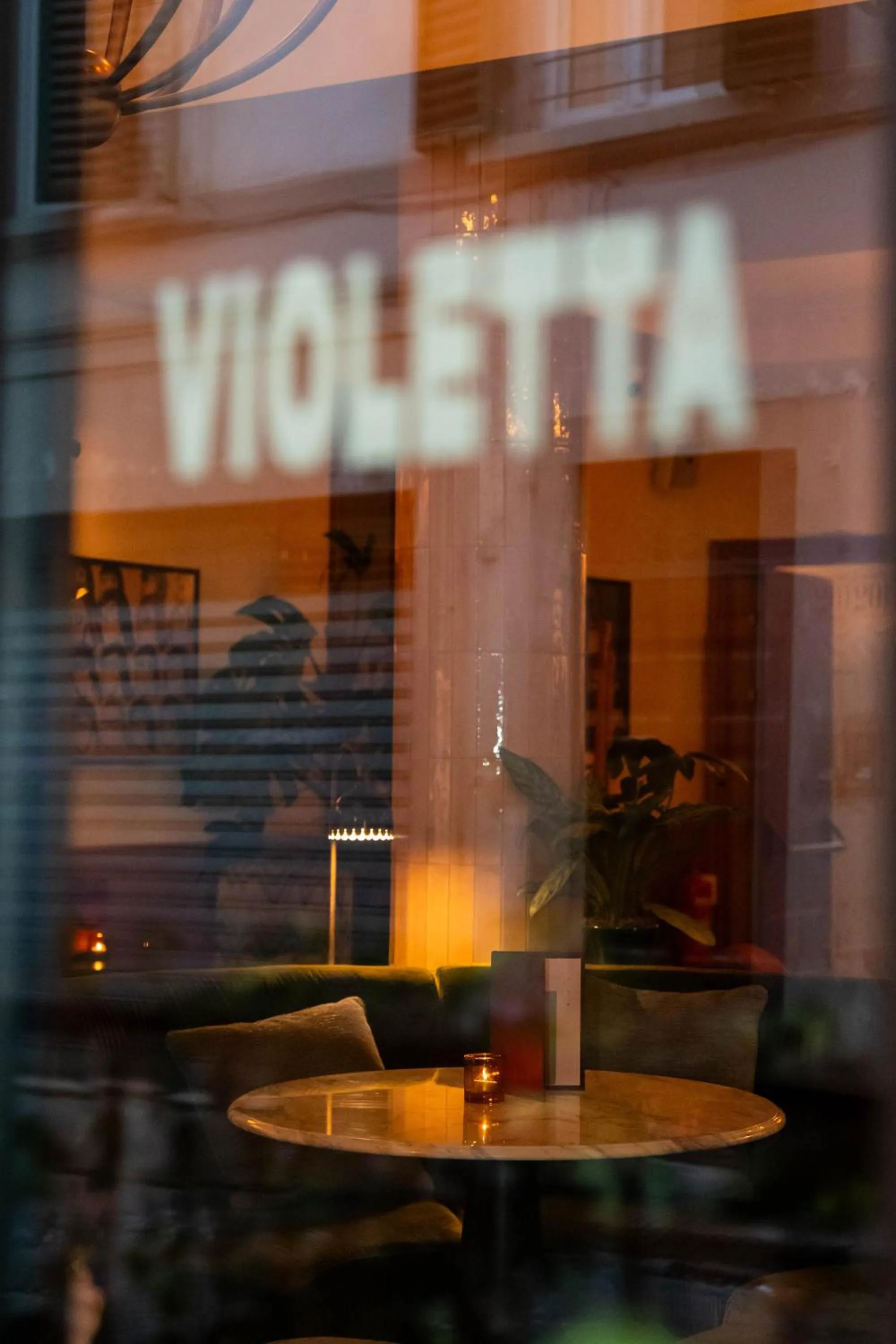 Lounge or bar in The Hoxton, Florence