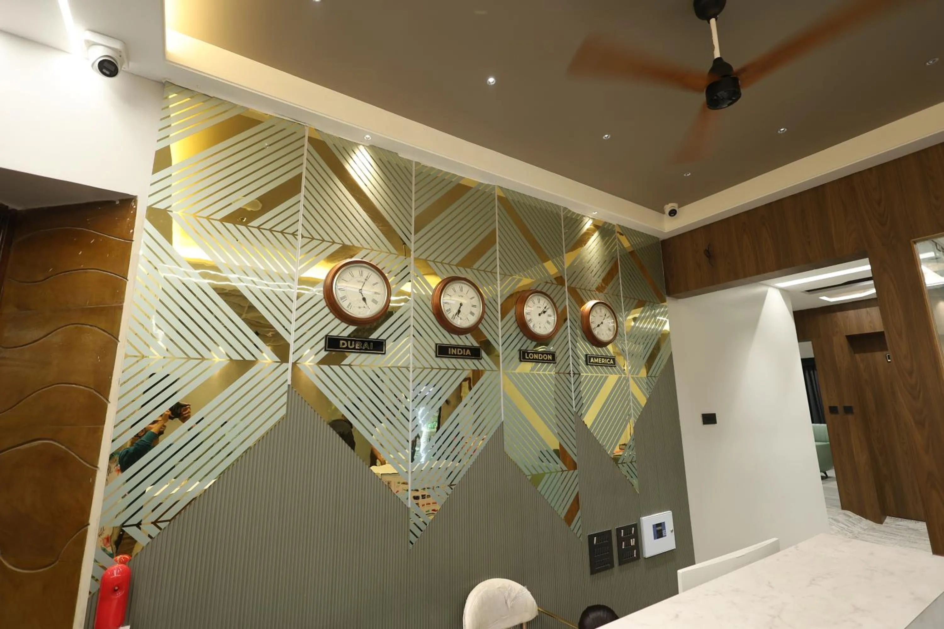 Lobby or reception in Hotel Statusinn, Ichalkaranji