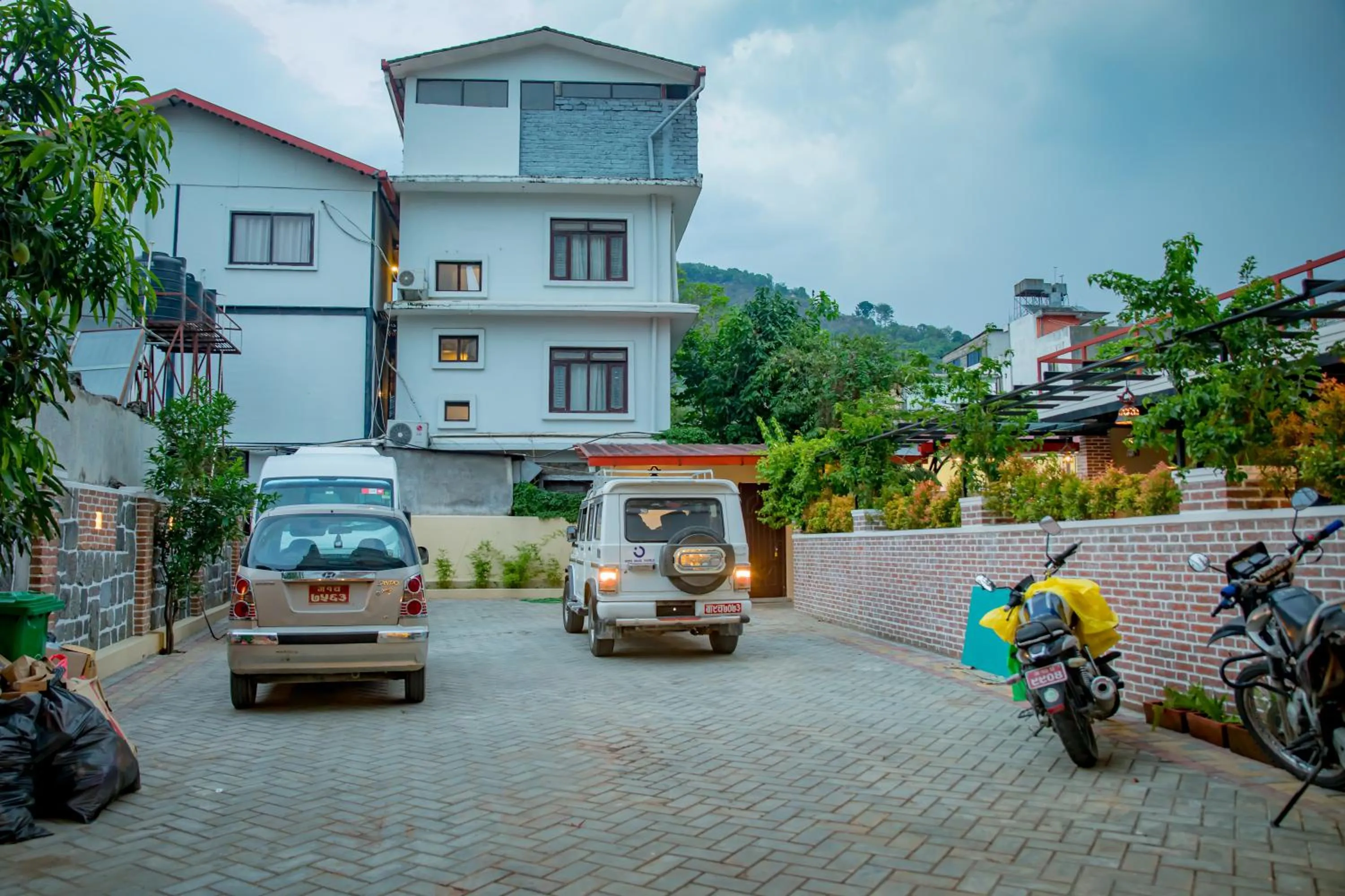 Parking in Hotel Matina Suites