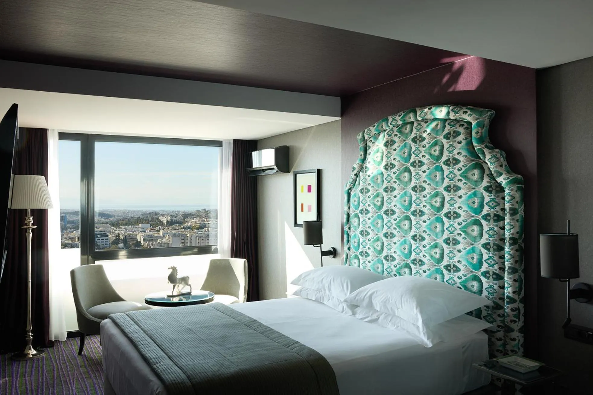 Bed in President Hotel Athens