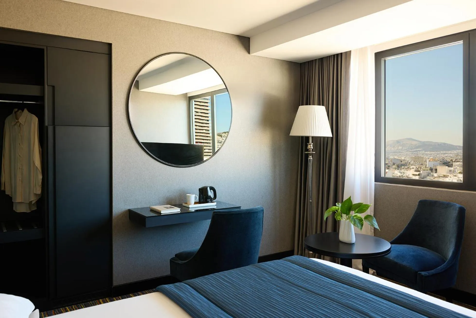 Photo of the whole room, Bed in President Hotel Athens