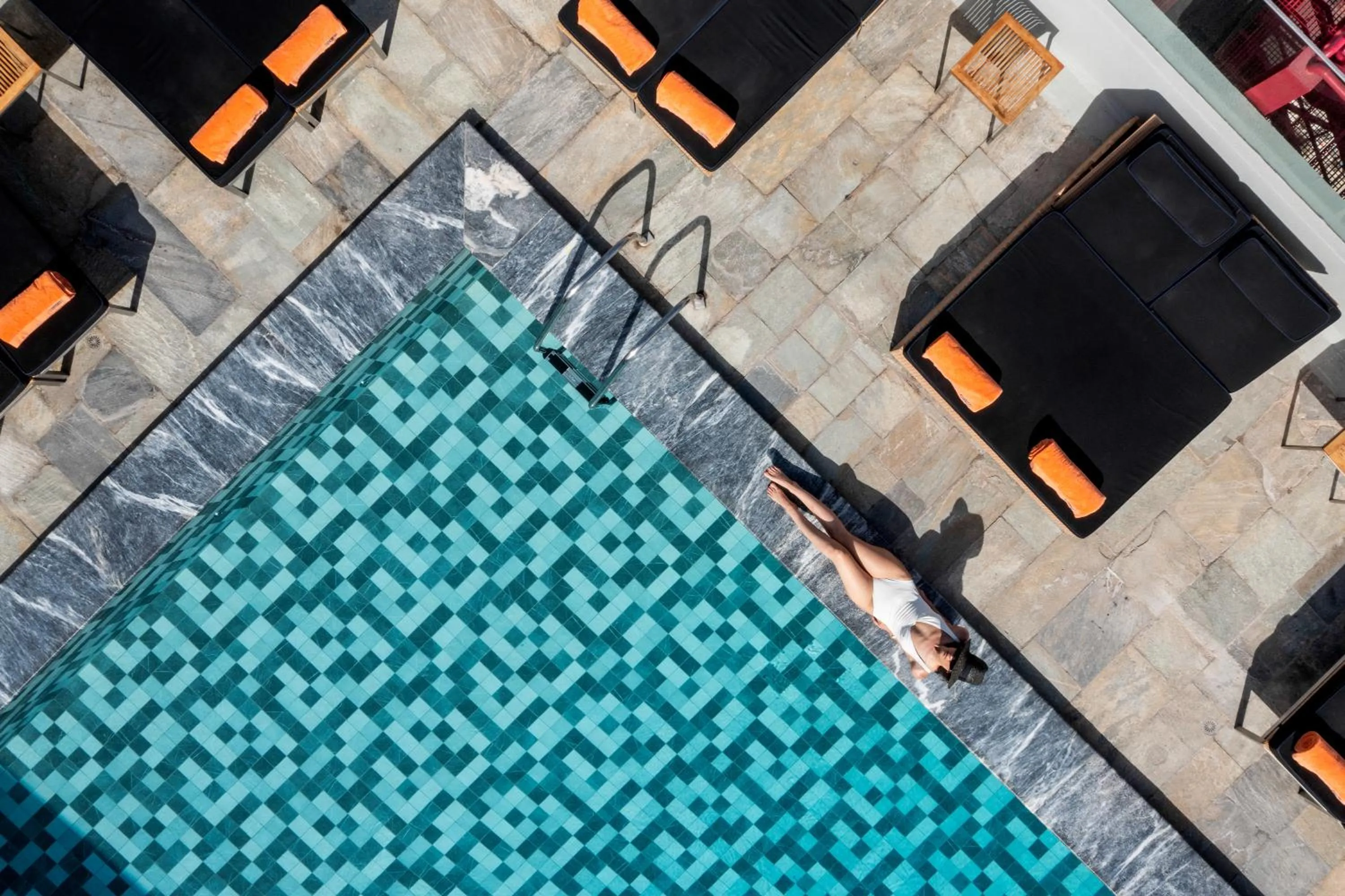 Swimming pool in President Hotel Athens