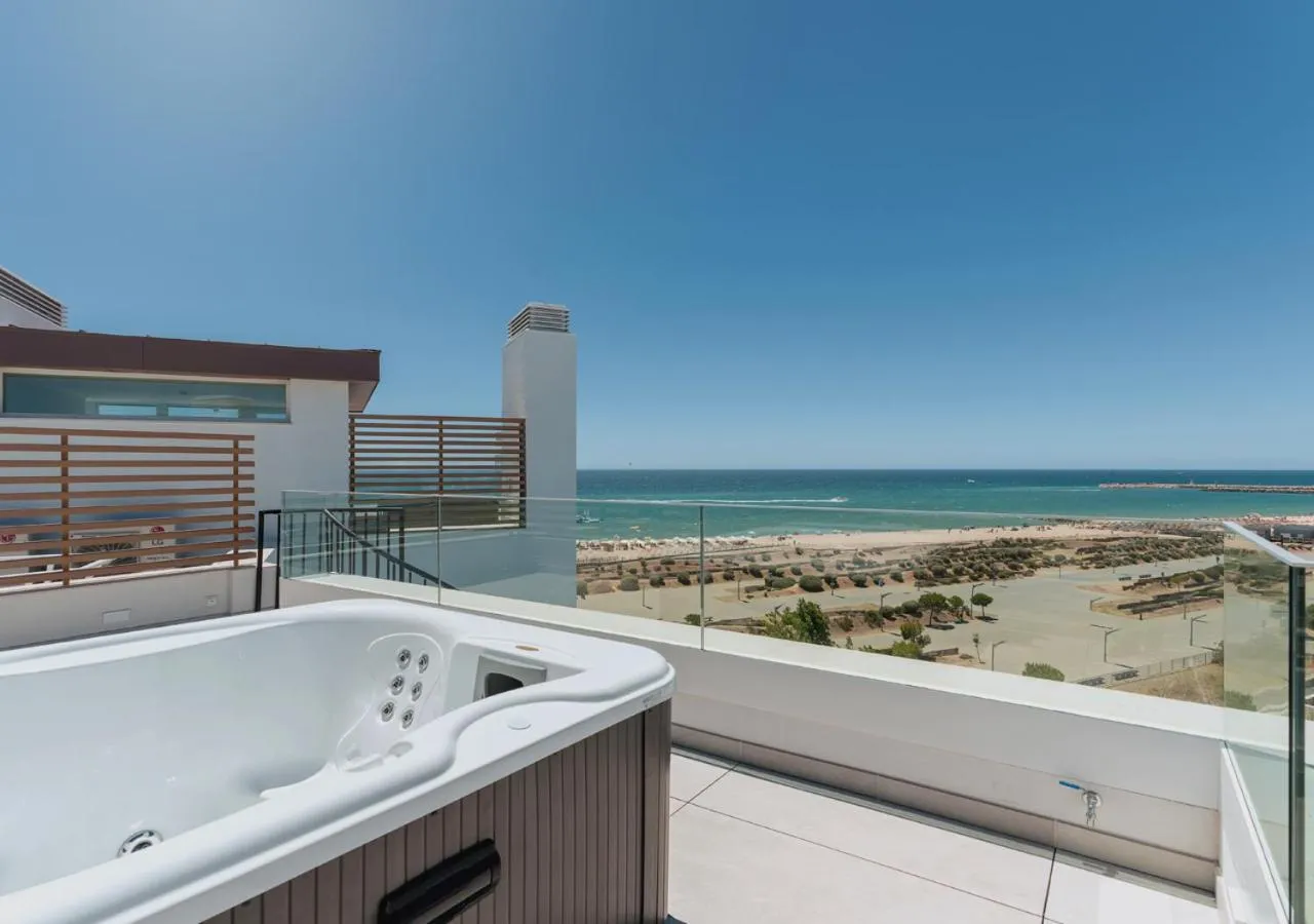 Sea view in Dom Pedro Residences