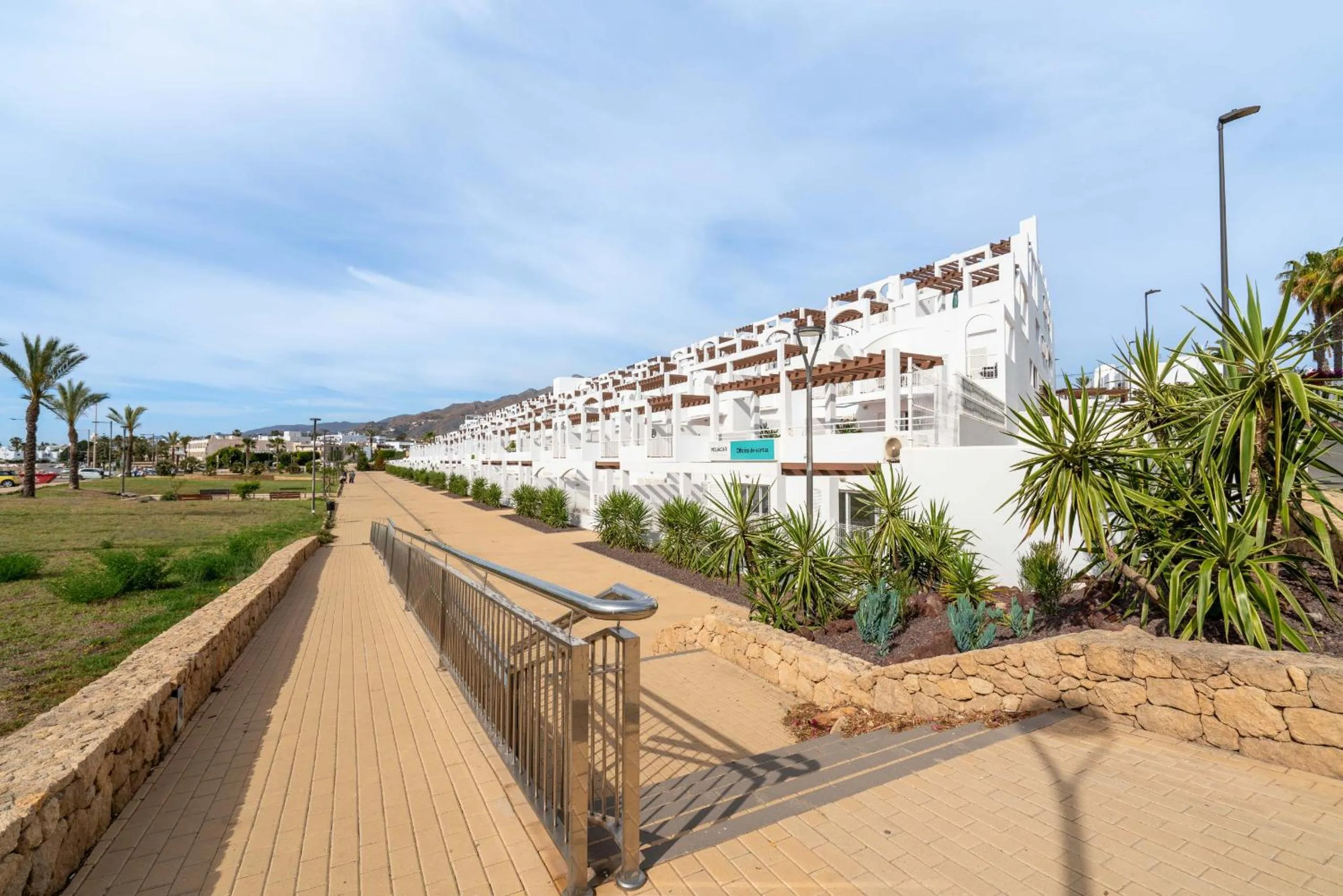 Property building in AlmeriaSuite Mojacar Breeze Apartments