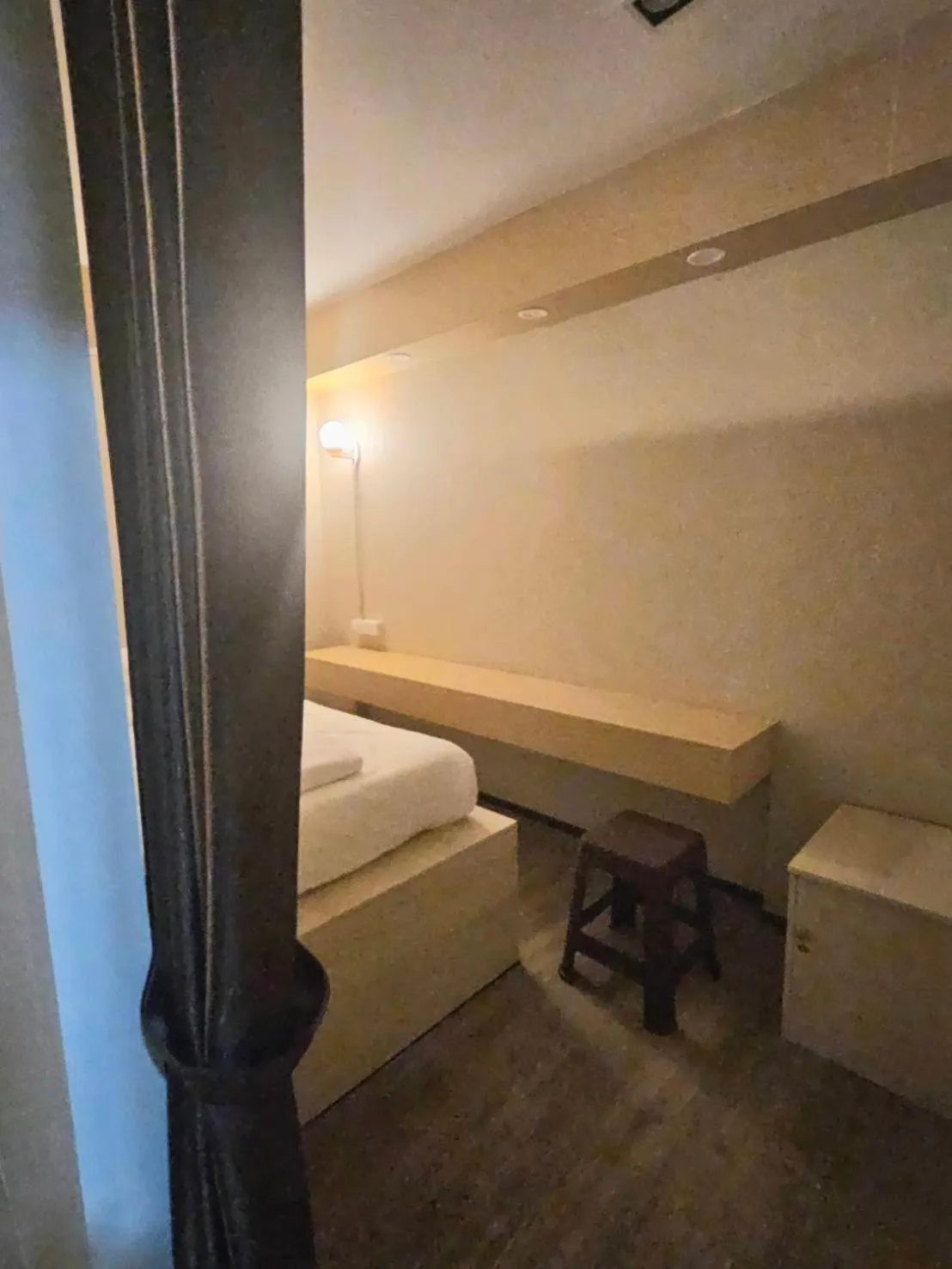 Bed in Shi-ro-i Poshtel