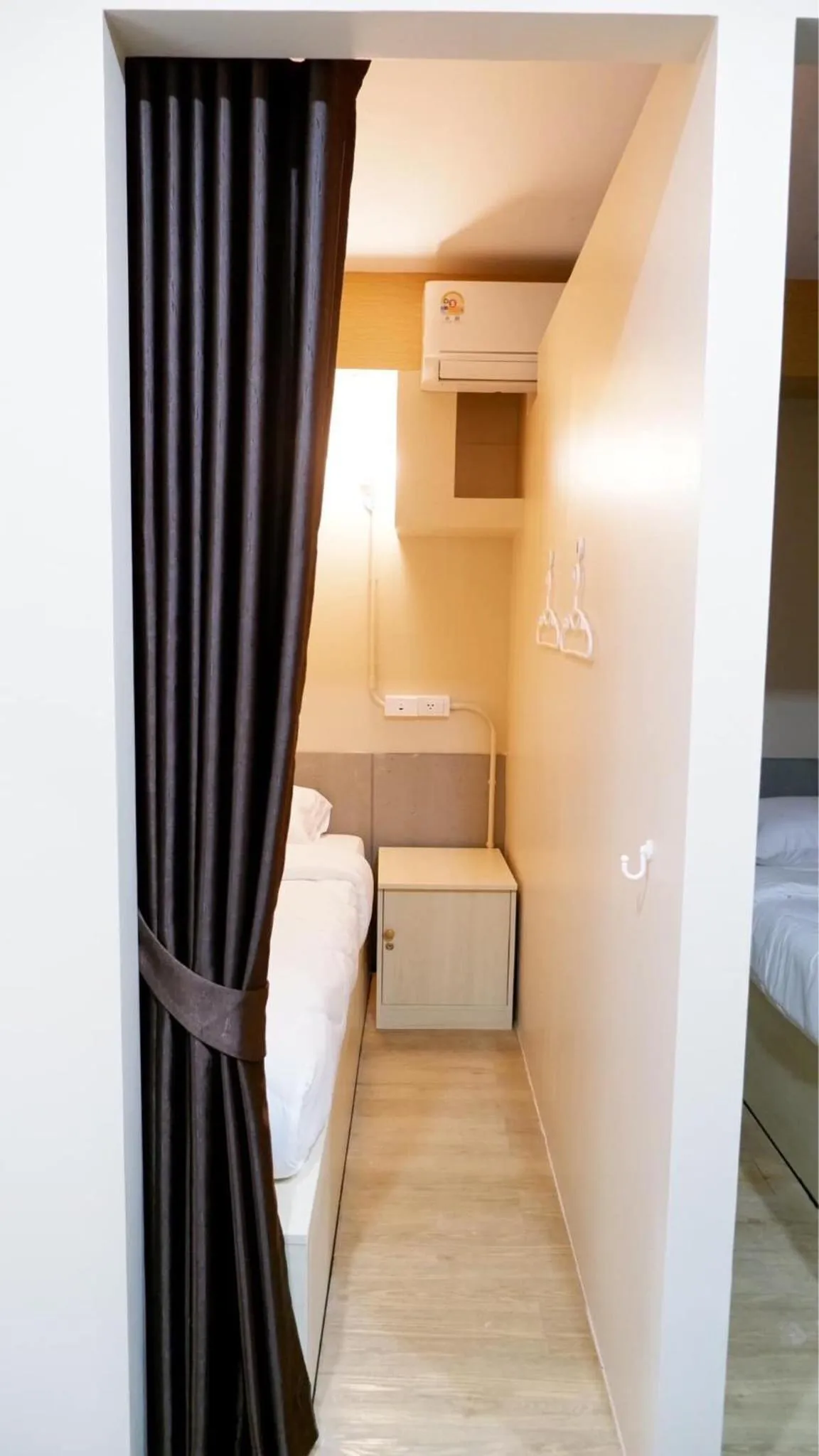 Bed in Shi-ro-i Poshtel