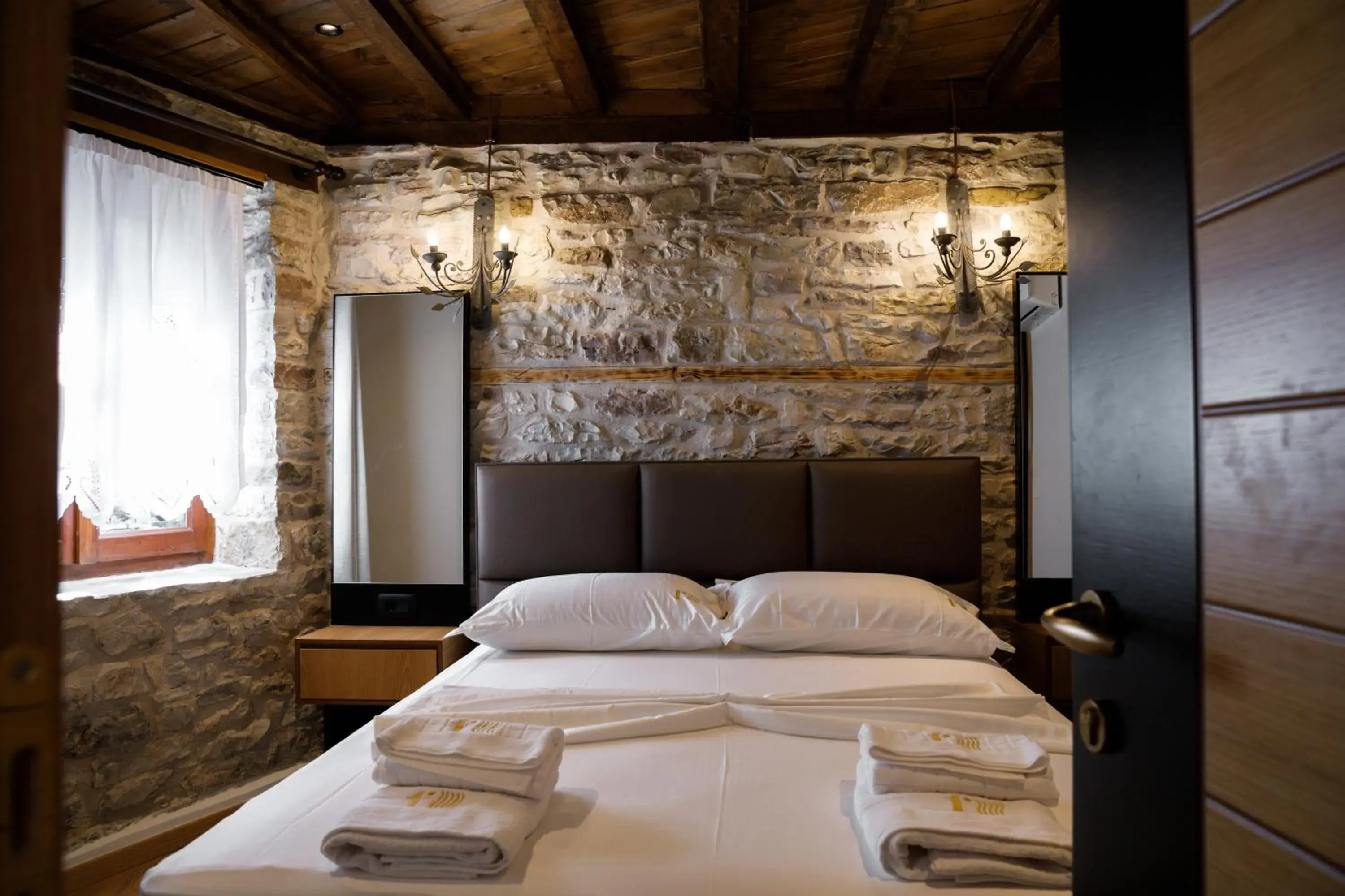 Double Room (1 Adult + 1 Child) in Furra Hotel Double Room (1 Adult + 1 Child) in Furra Hotel