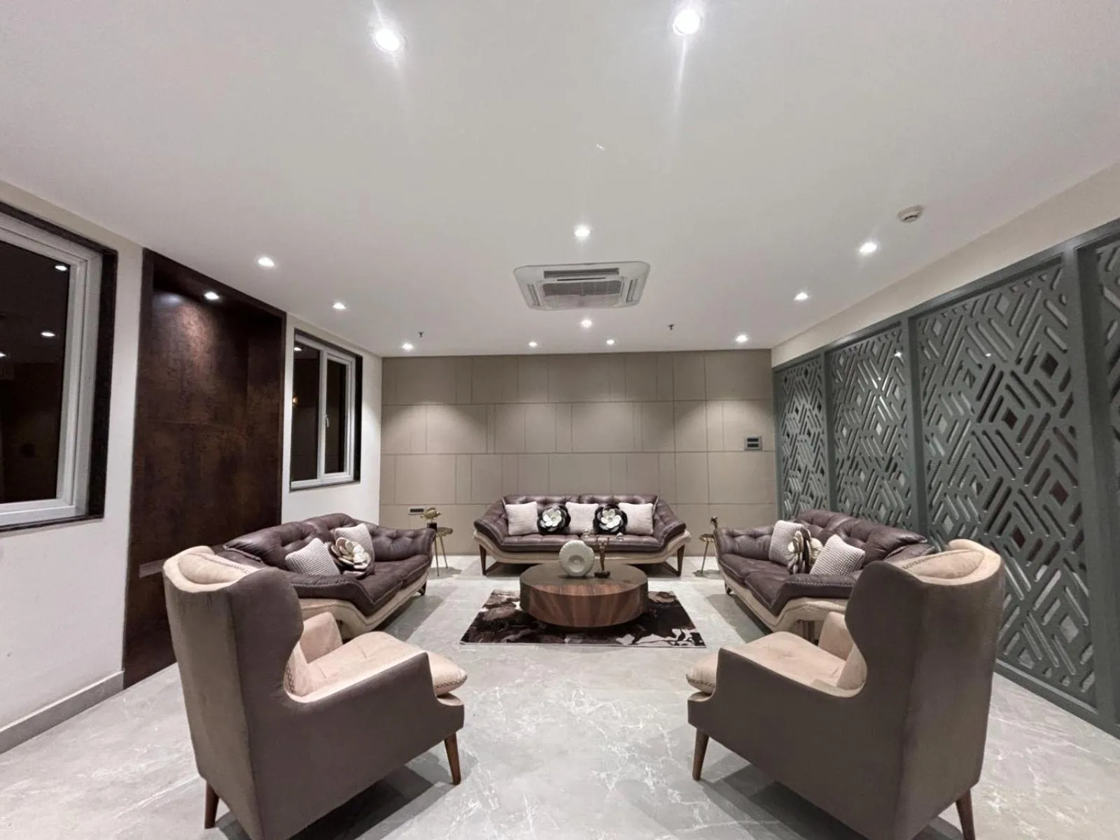 Seating area in Rohika AAU-IGH