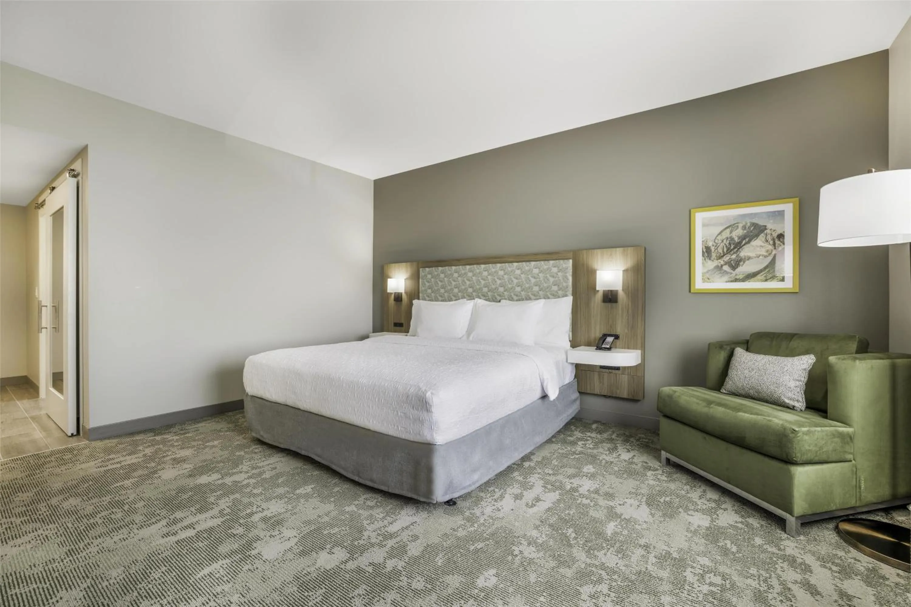 Bed in Hampton Inn Aurora Medical Center Denver