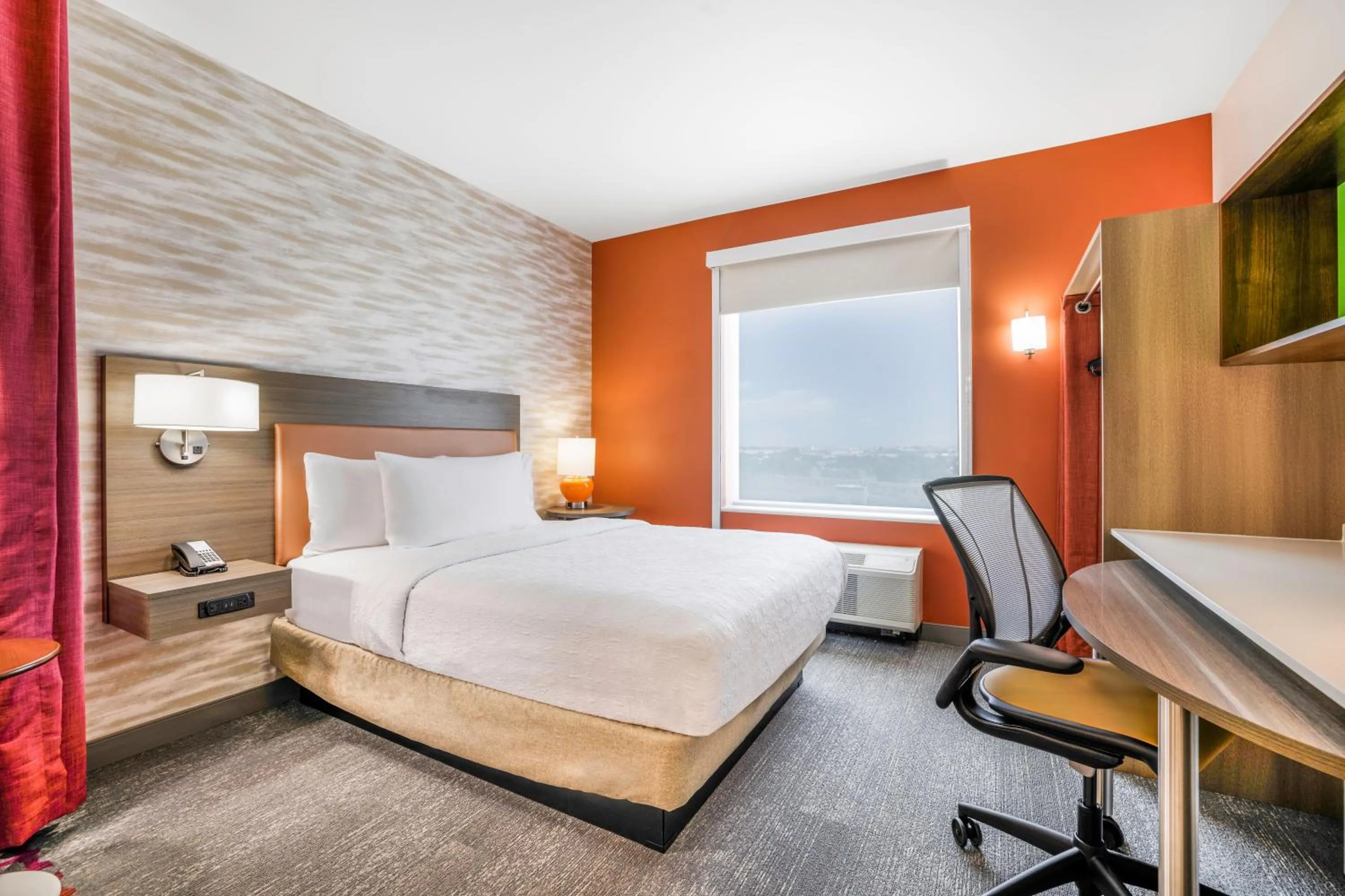 Bed in Home2 Suites By Hilton Aurora Medical Center Denver