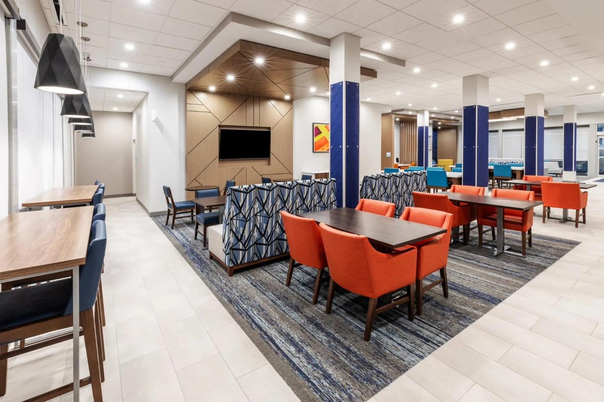 Breakfast in Holiday Inn Express & Suites Senatobia I-55 by IHG