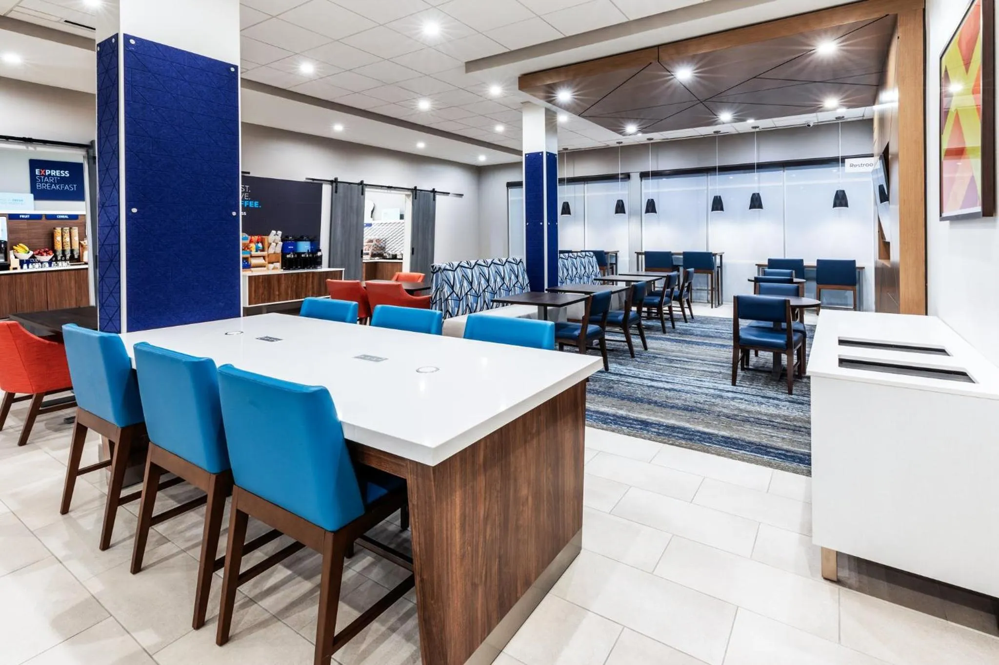 Breakfast in Holiday Inn Express & Suites Senatobia I-55 by IHG