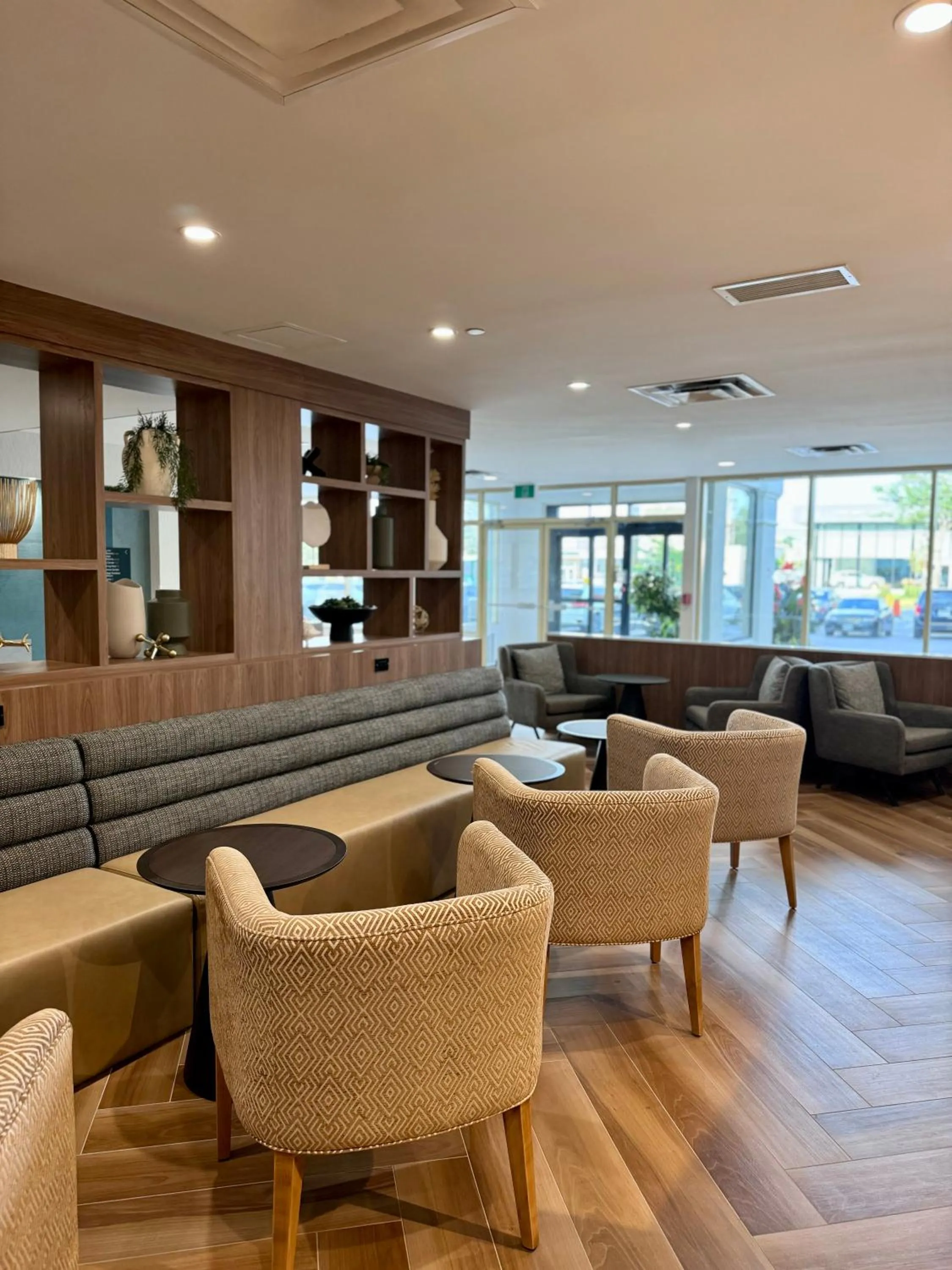 Restaurant/places to eat in Staybridge Suites St. Catharines Conf Ctr by IHG