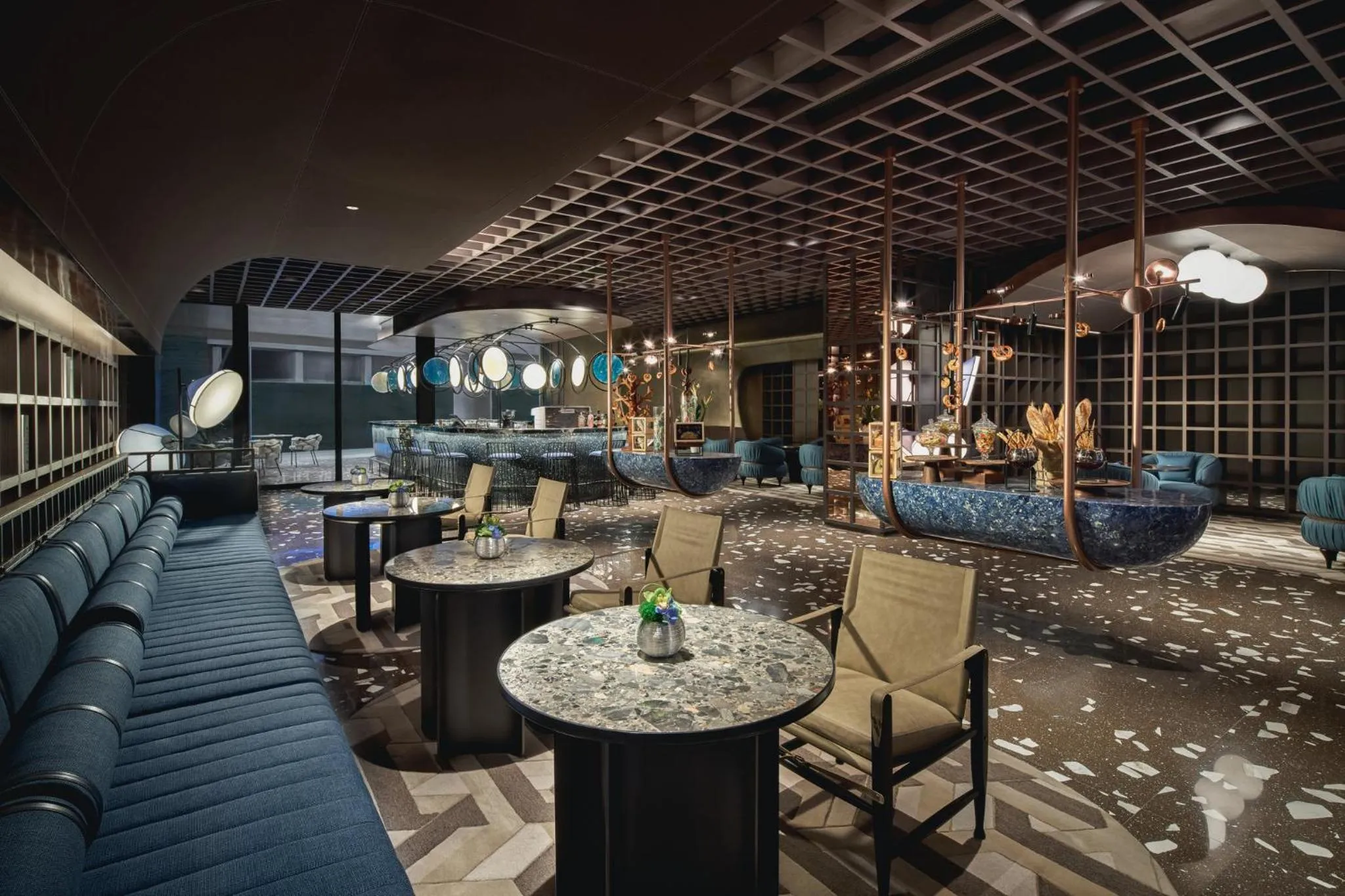 Lounge or bar in Hotel Indigo Ningbo Riverside by IHG
