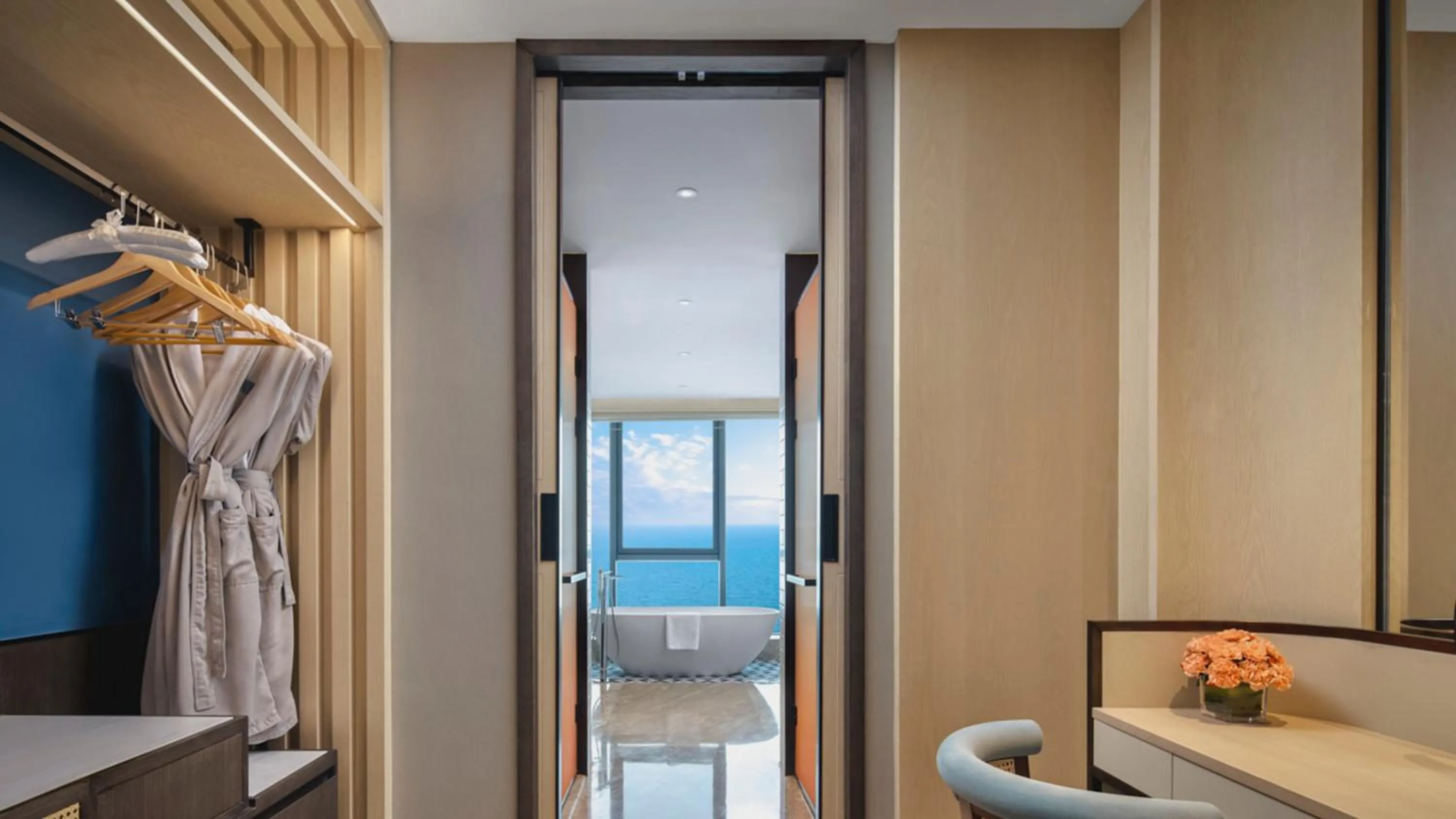 Photo of the whole room in Hotel Indigo Yantai Golden Coast by IHG