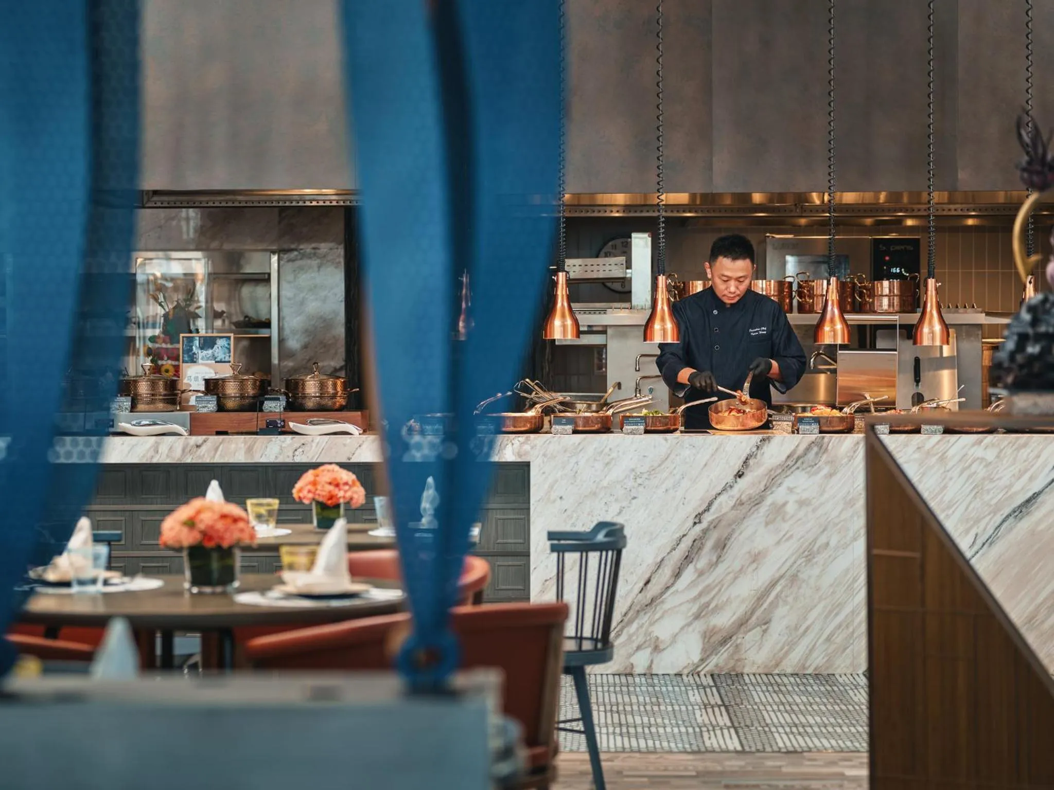 Restaurant/places to eat in Hotel Indigo Yantai Golden Coast by IHG