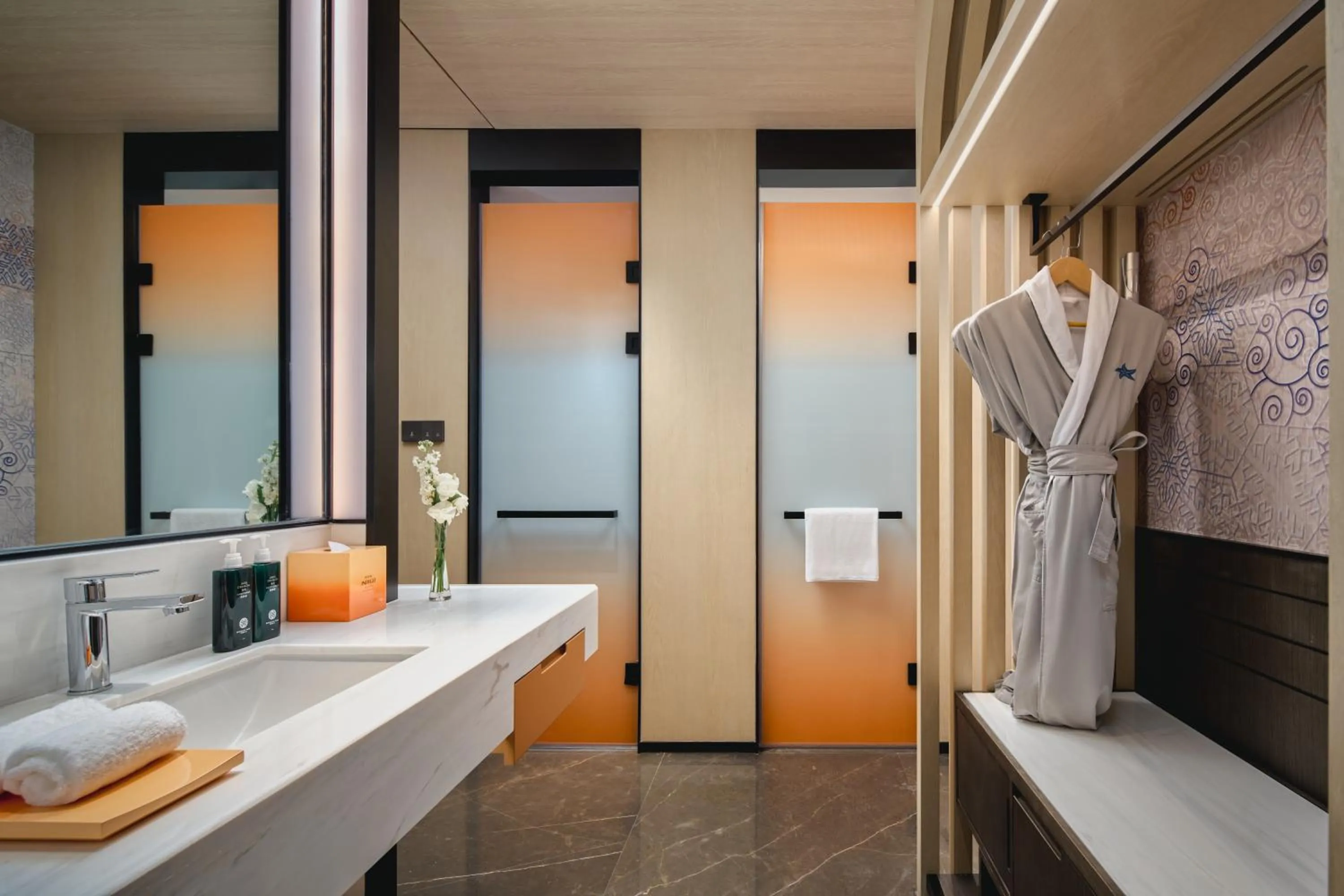 Shower in Hotel Indigo Yantai Golden Coast by IHG