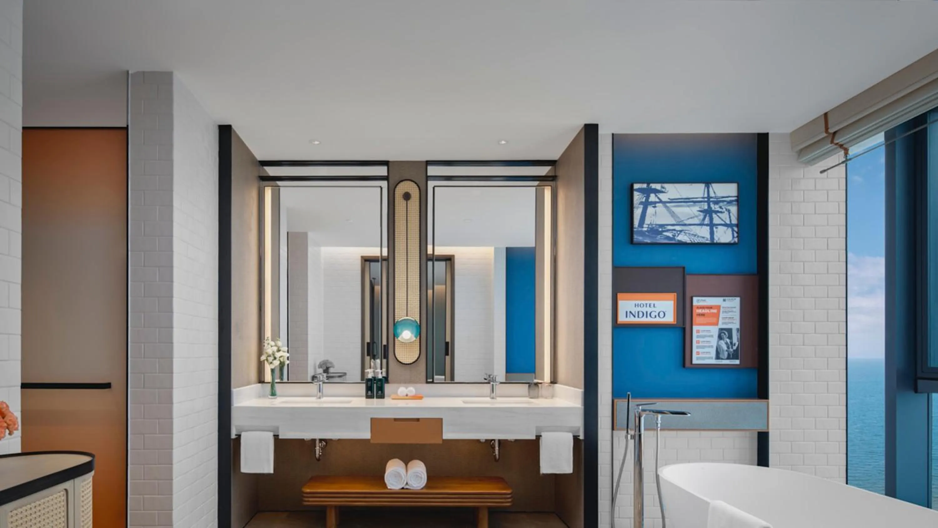 Photo of the whole room in Hotel Indigo Yantai Golden Coast by IHG