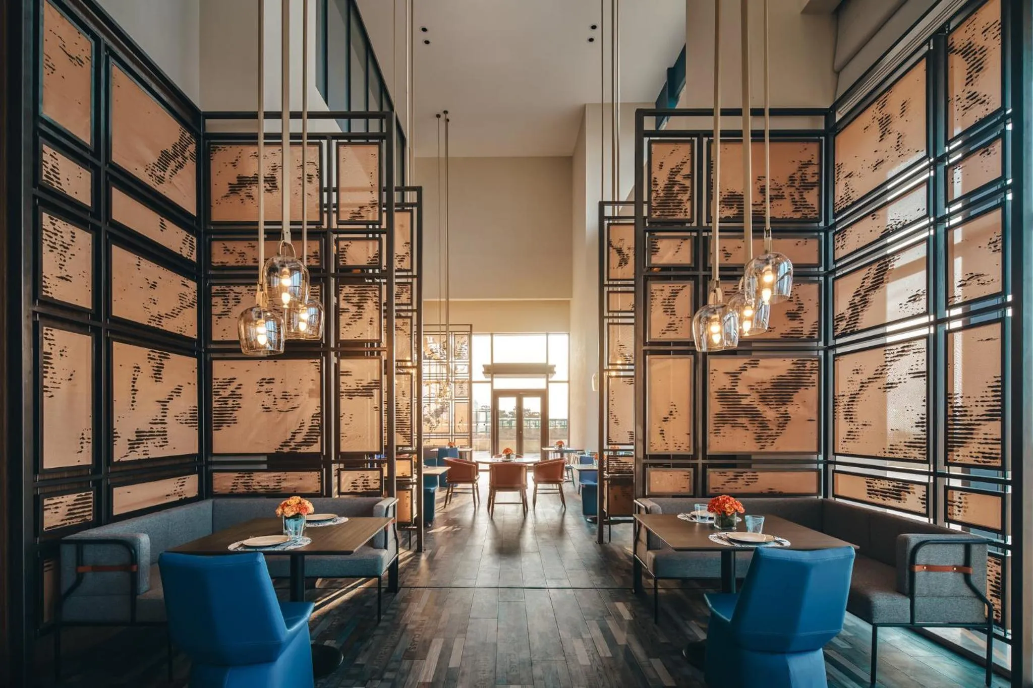 Lounge or bar in Hotel Indigo Yantai Golden Coast by IHG