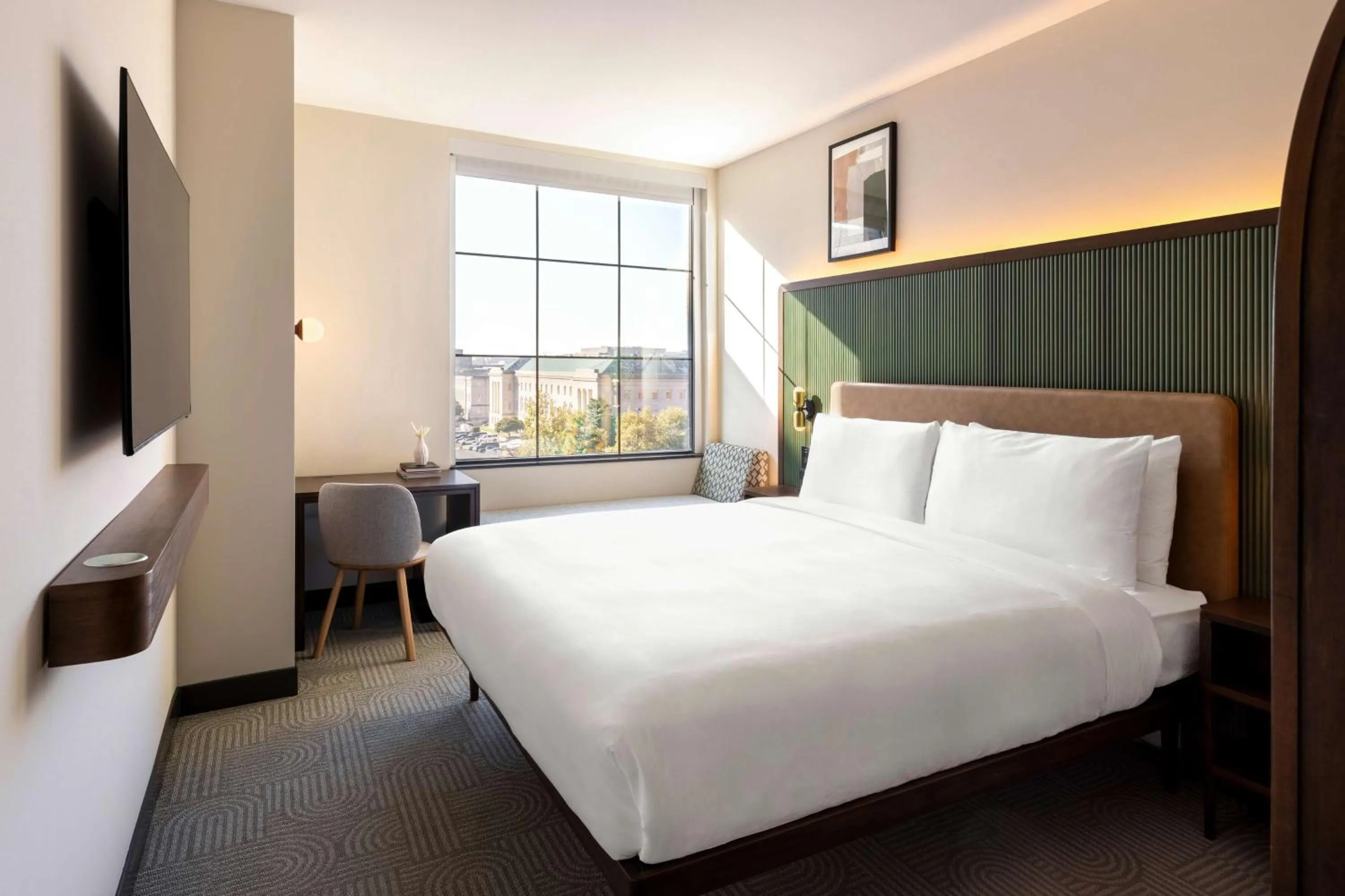 Bedroom, Bed in Arlo Washington DC