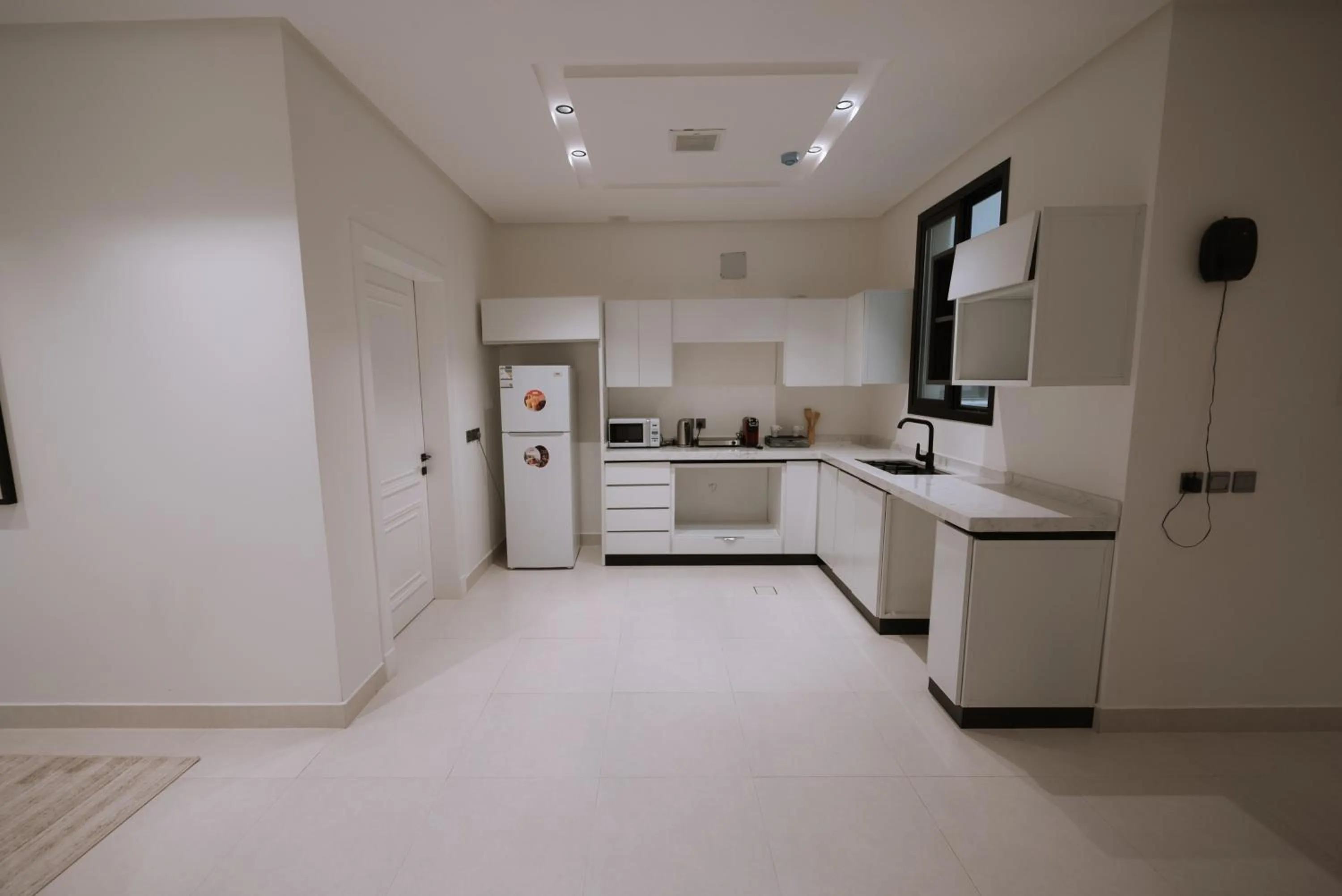 Kitchen or kitchenette in Riyadh Luxury Hotel