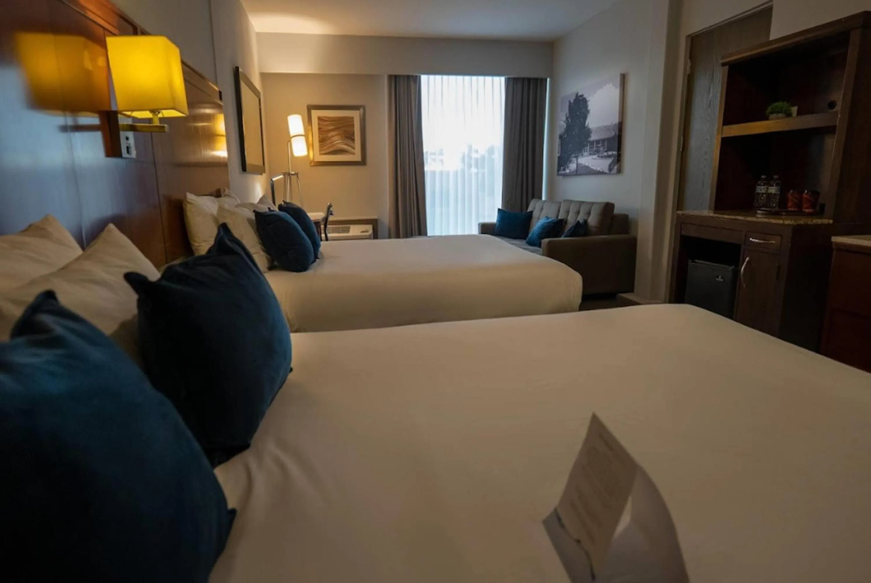 Photo of the whole room, Bed in Esplendor by Wyndham Los Mochis Country Place