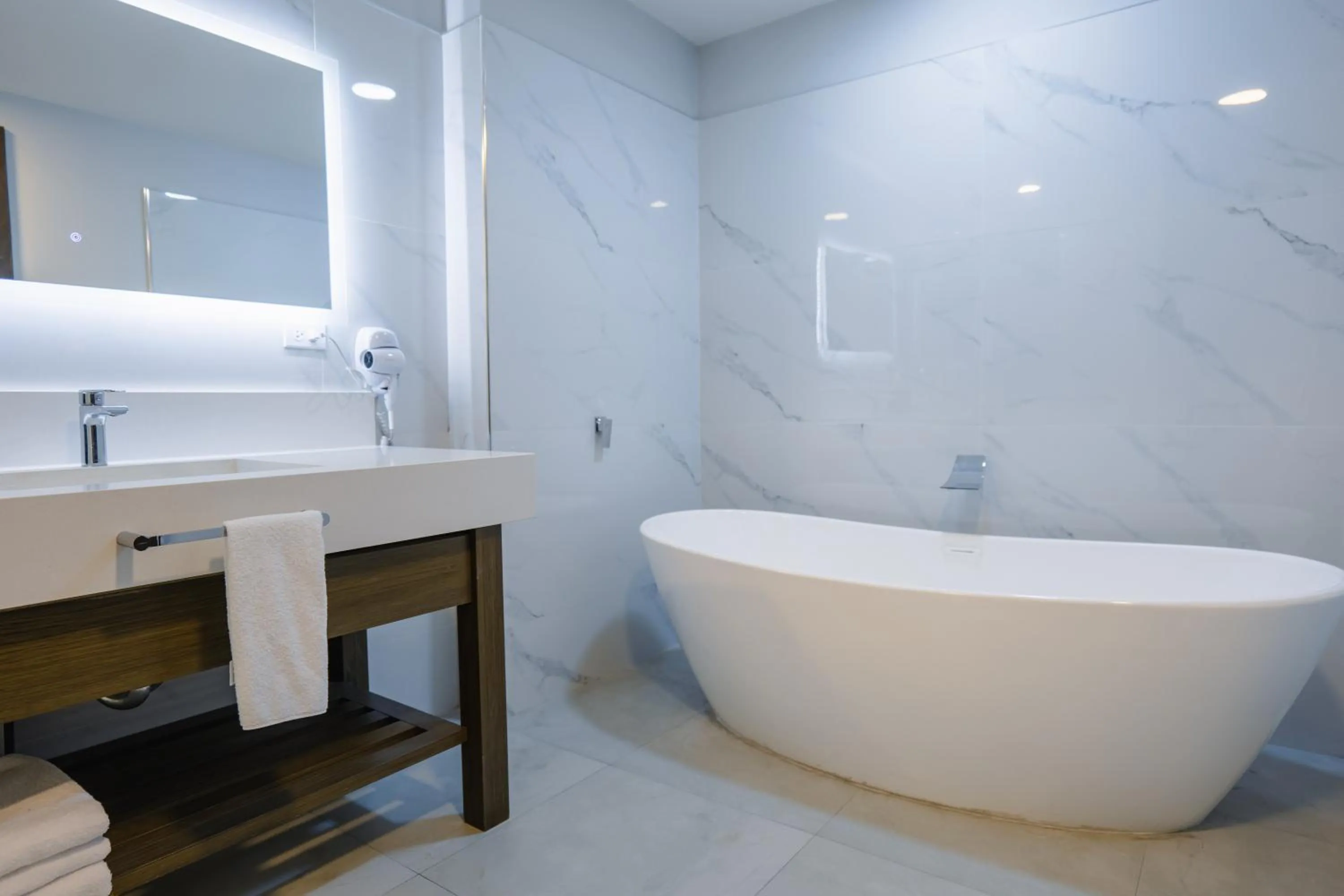 Bathroom in Esplendor by Wyndham Los Mochis Country Place