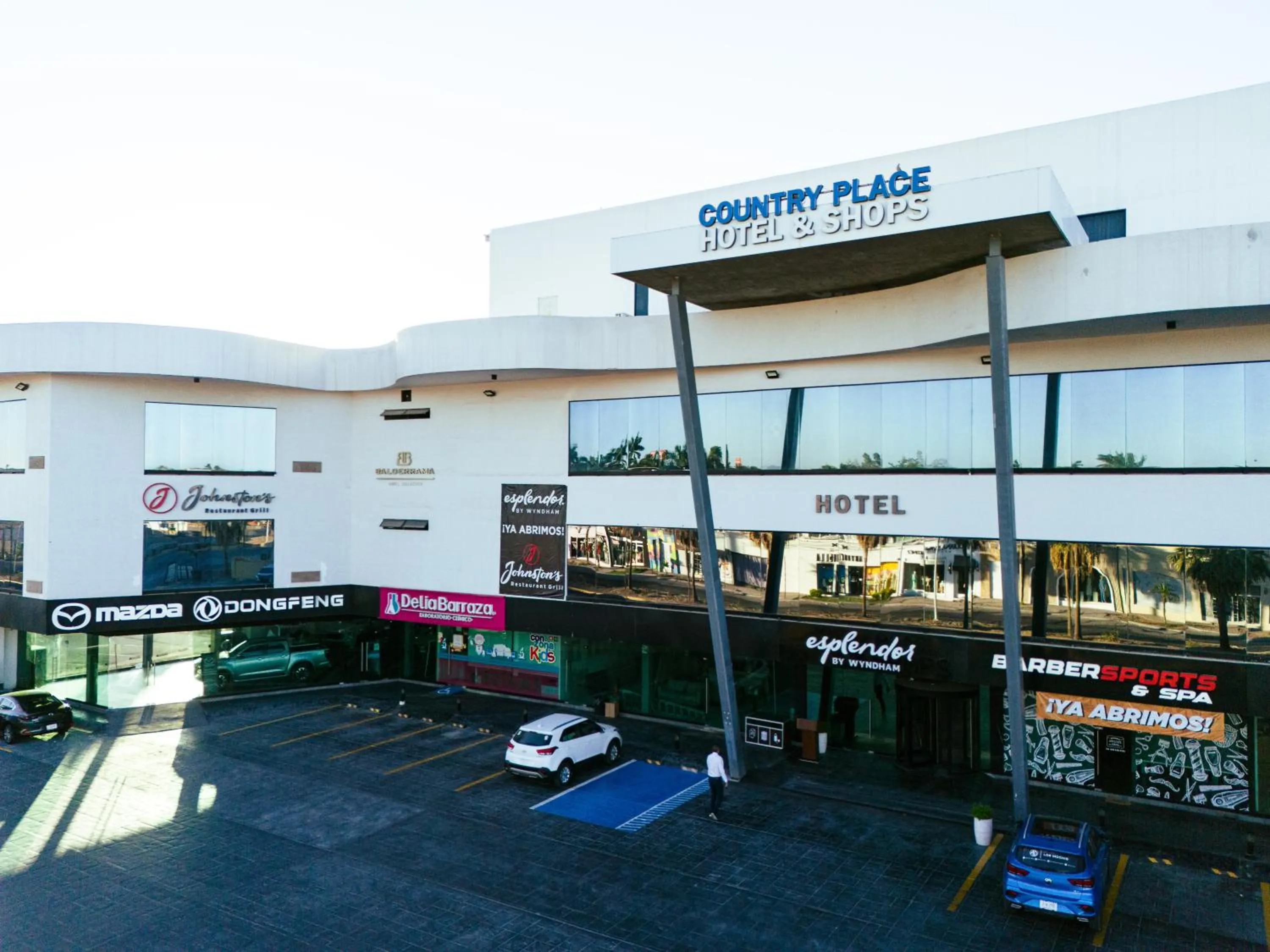 Property building in Esplendor by Wyndham Los Mochis Country Place