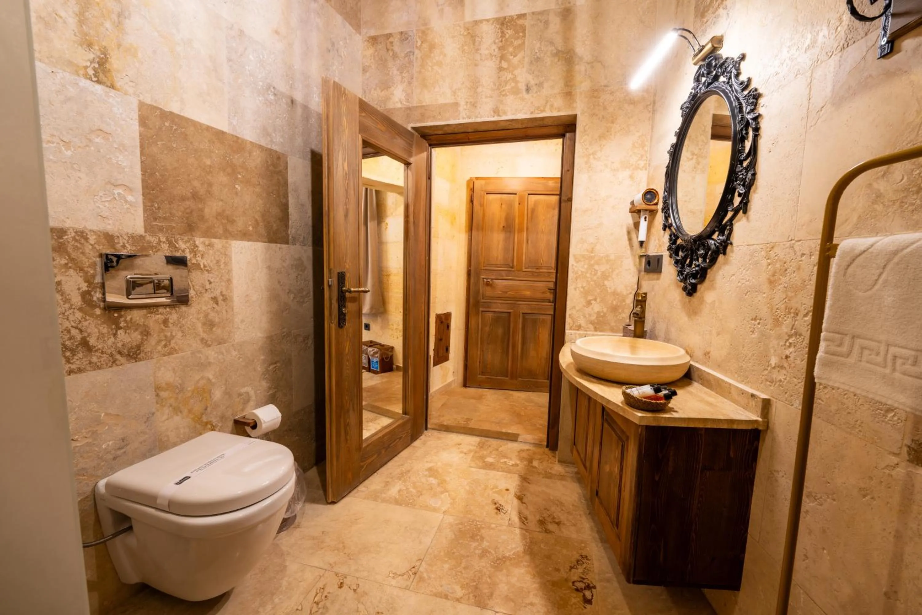 Shower in Library Cave House