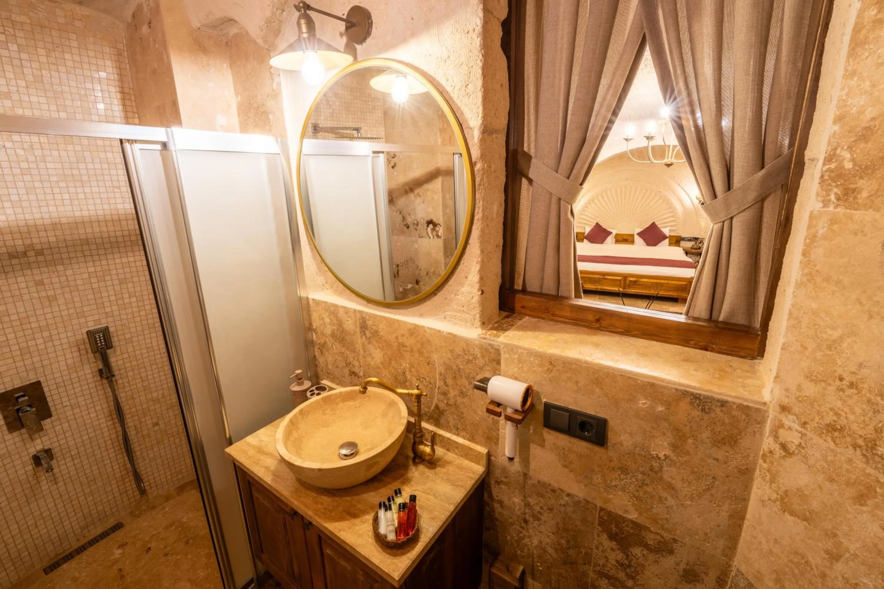 Shower in Library Cave House