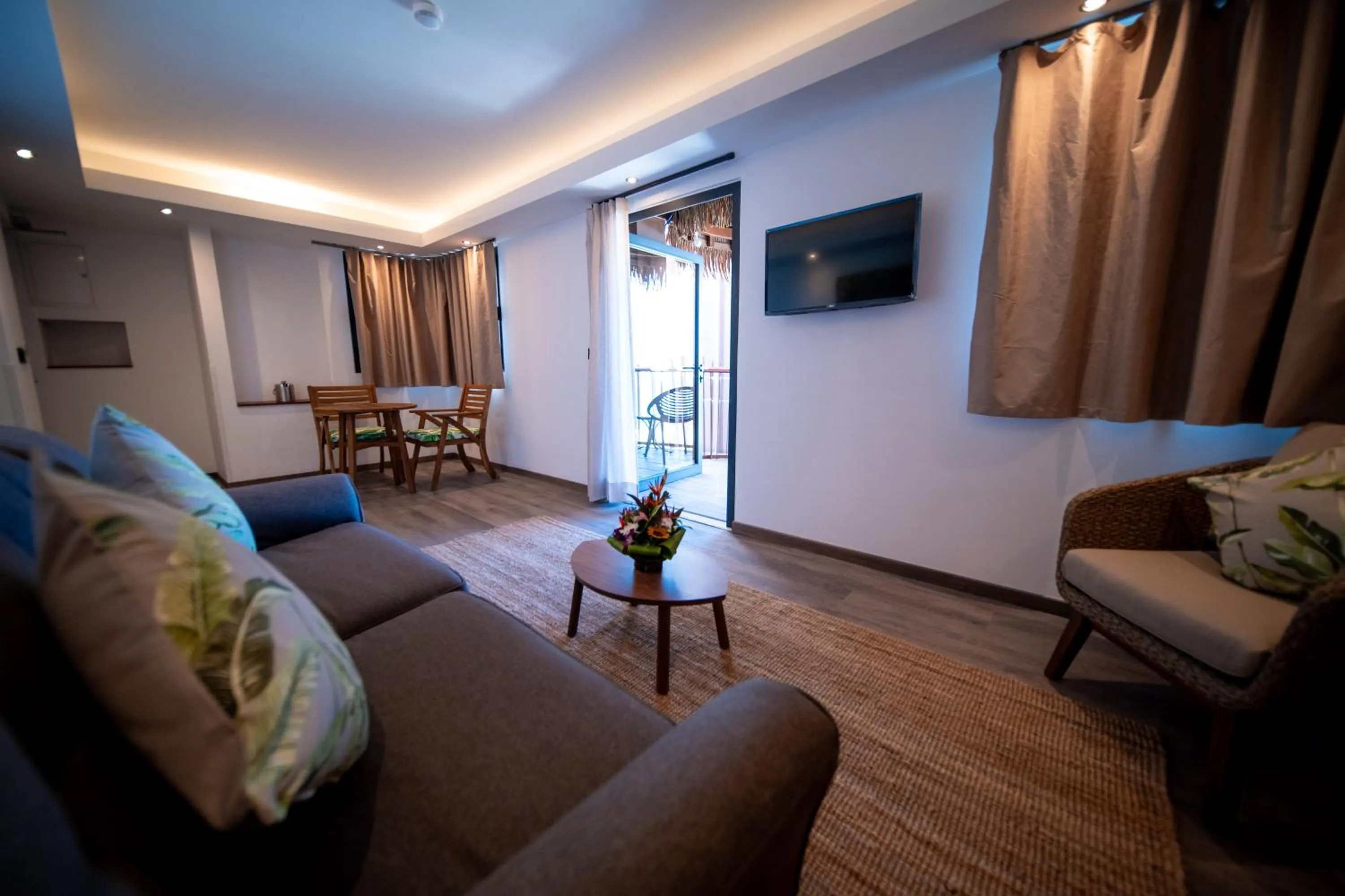 TV and multimedia in Maitai Express Tahiti