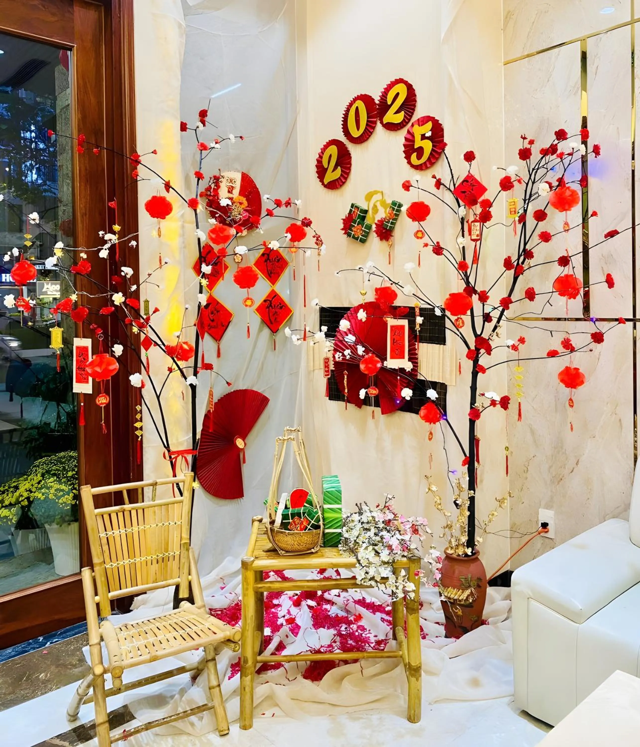 Communal lounge/ TV room in MiAn Hotel Danang - Infinity Pool