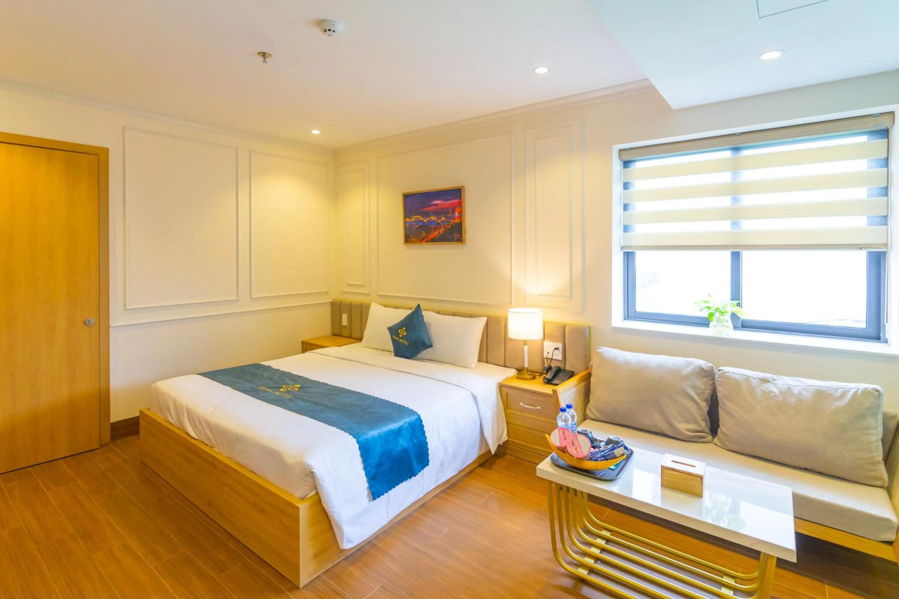 Bed in MiAn Hotel Danang - Infinity Pool