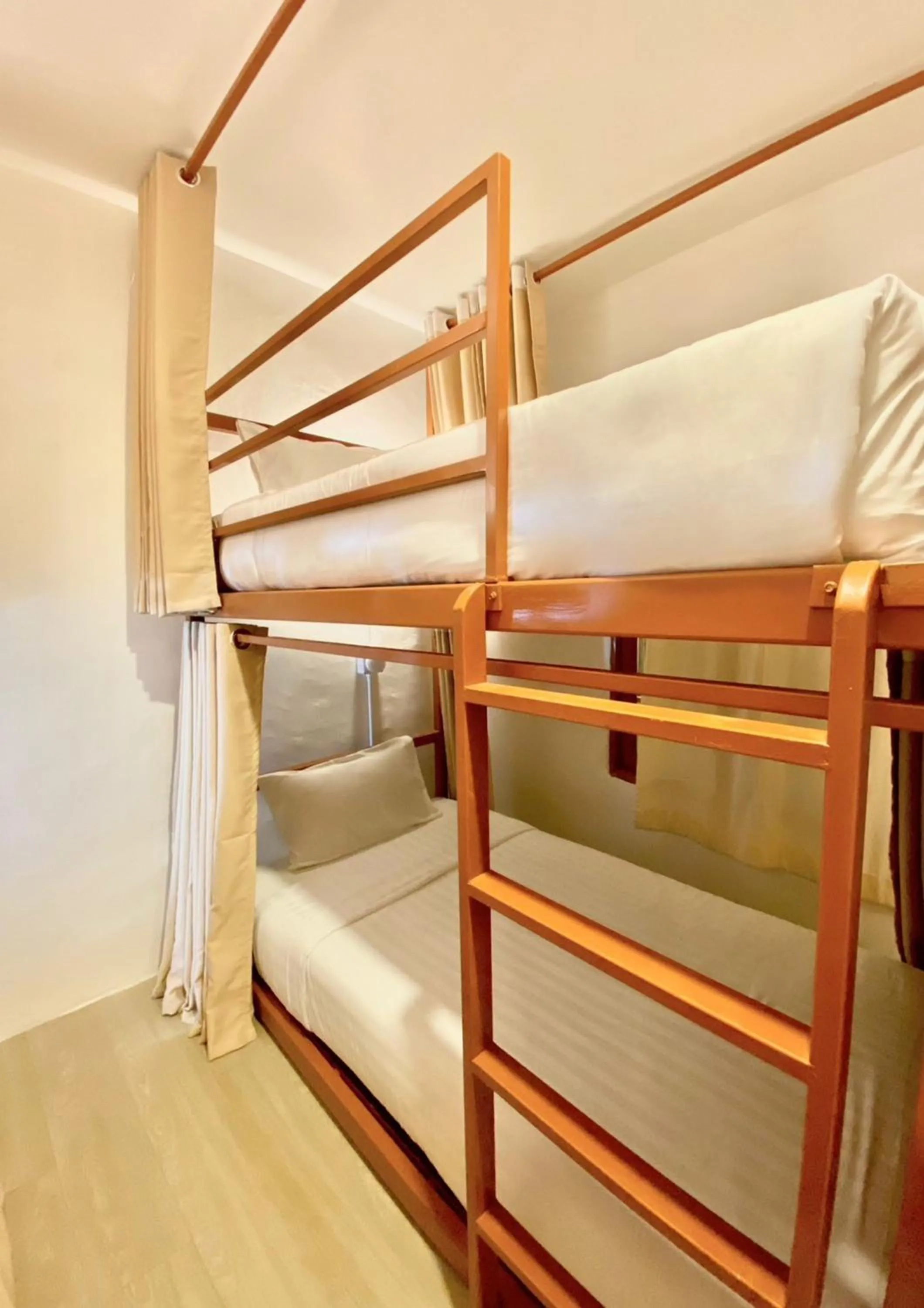 Bed in Ubox samui hostel & Bungalow - Chaweng beach