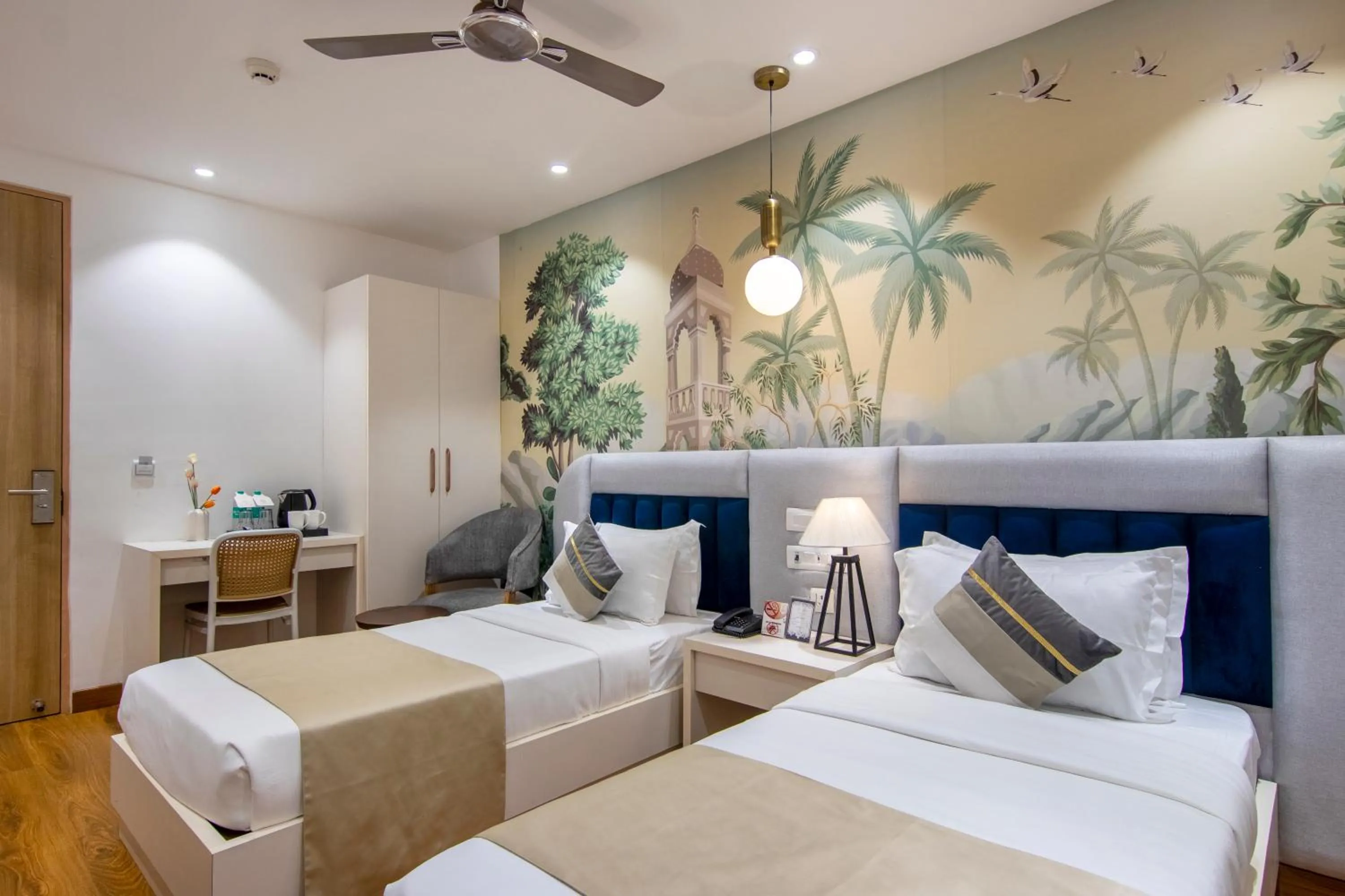 Bed in The Orion Elite - Green Park