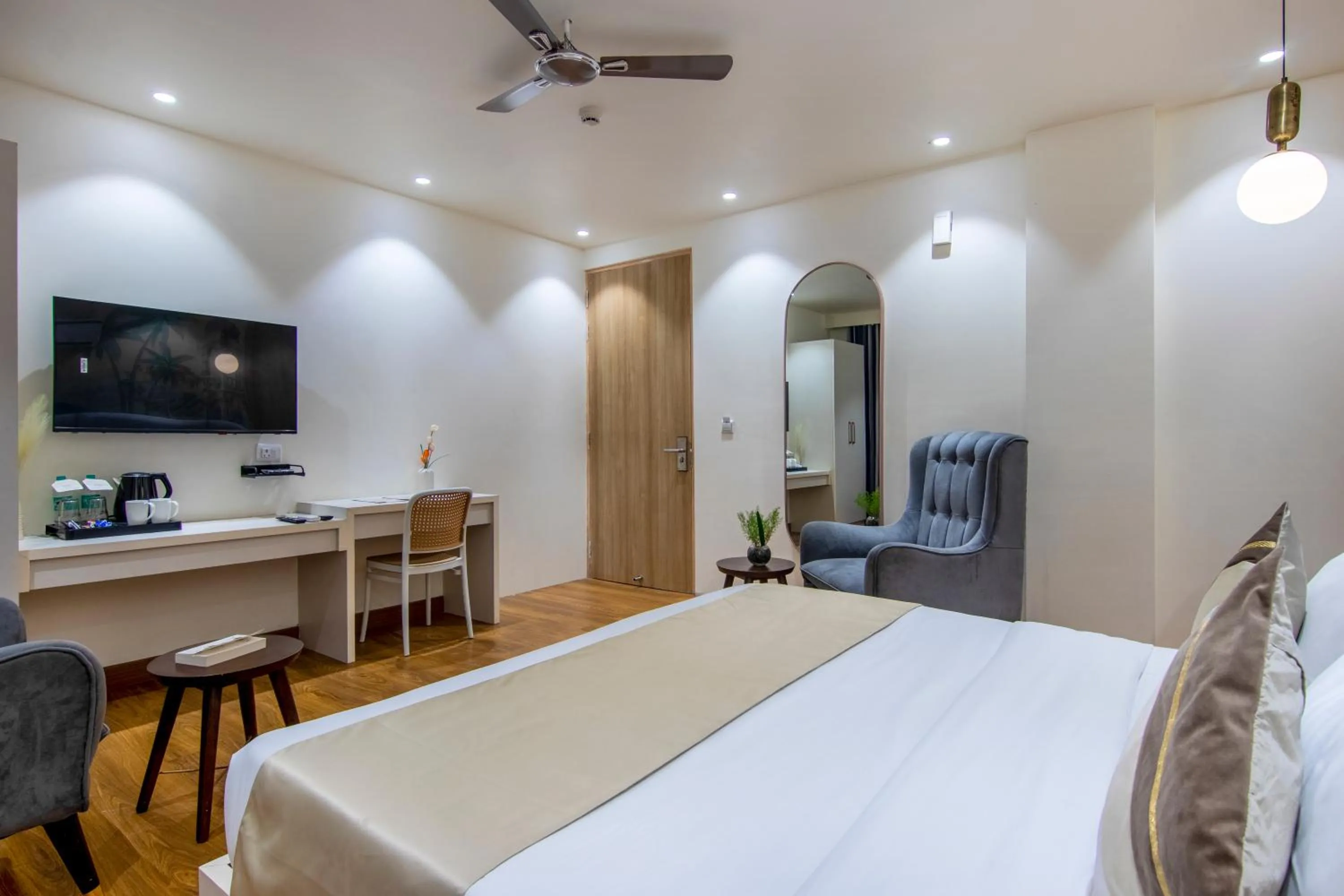 Bed in The Orion Elite - Green Park