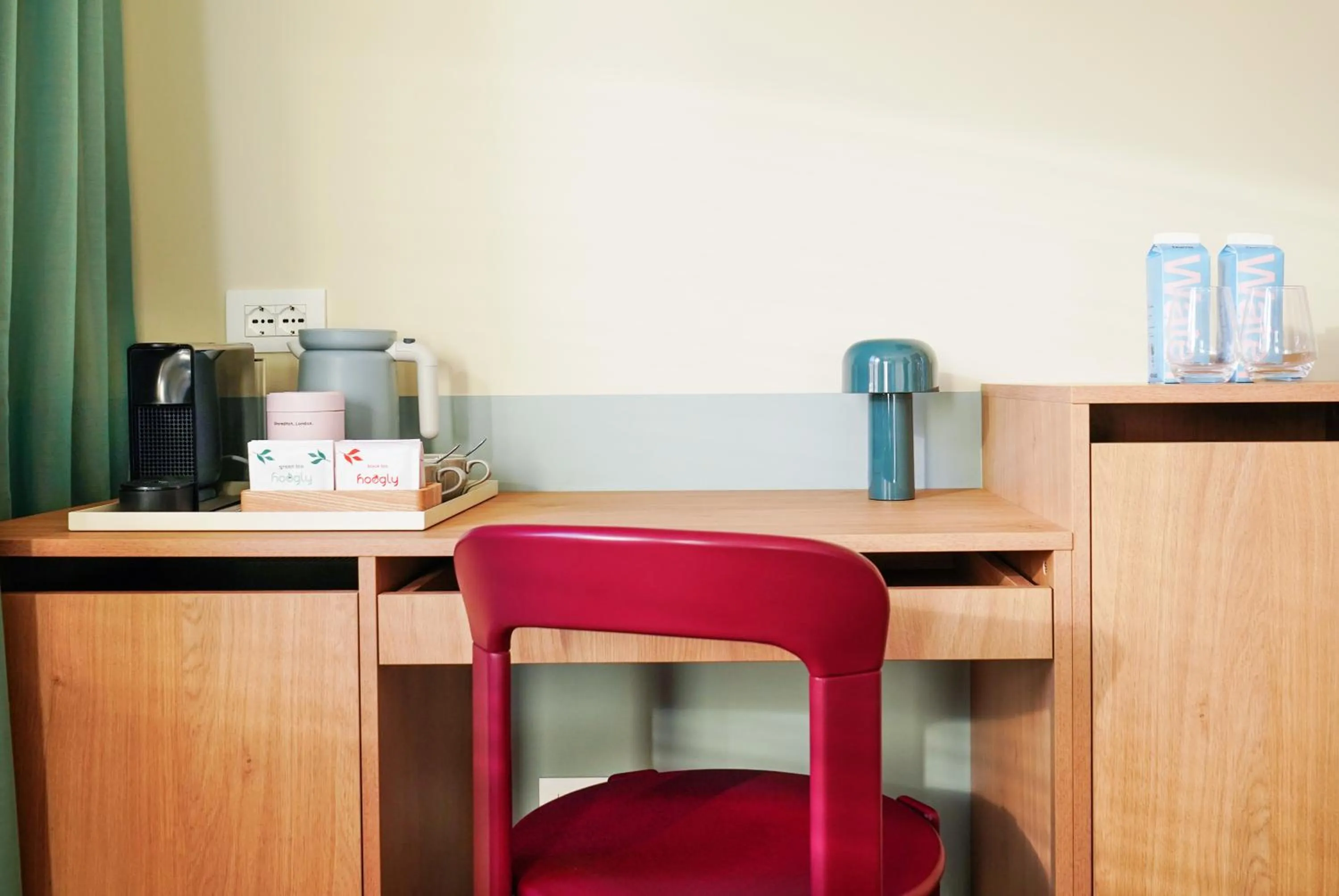 Coffee/tea facilities in Numa Venice Forcola