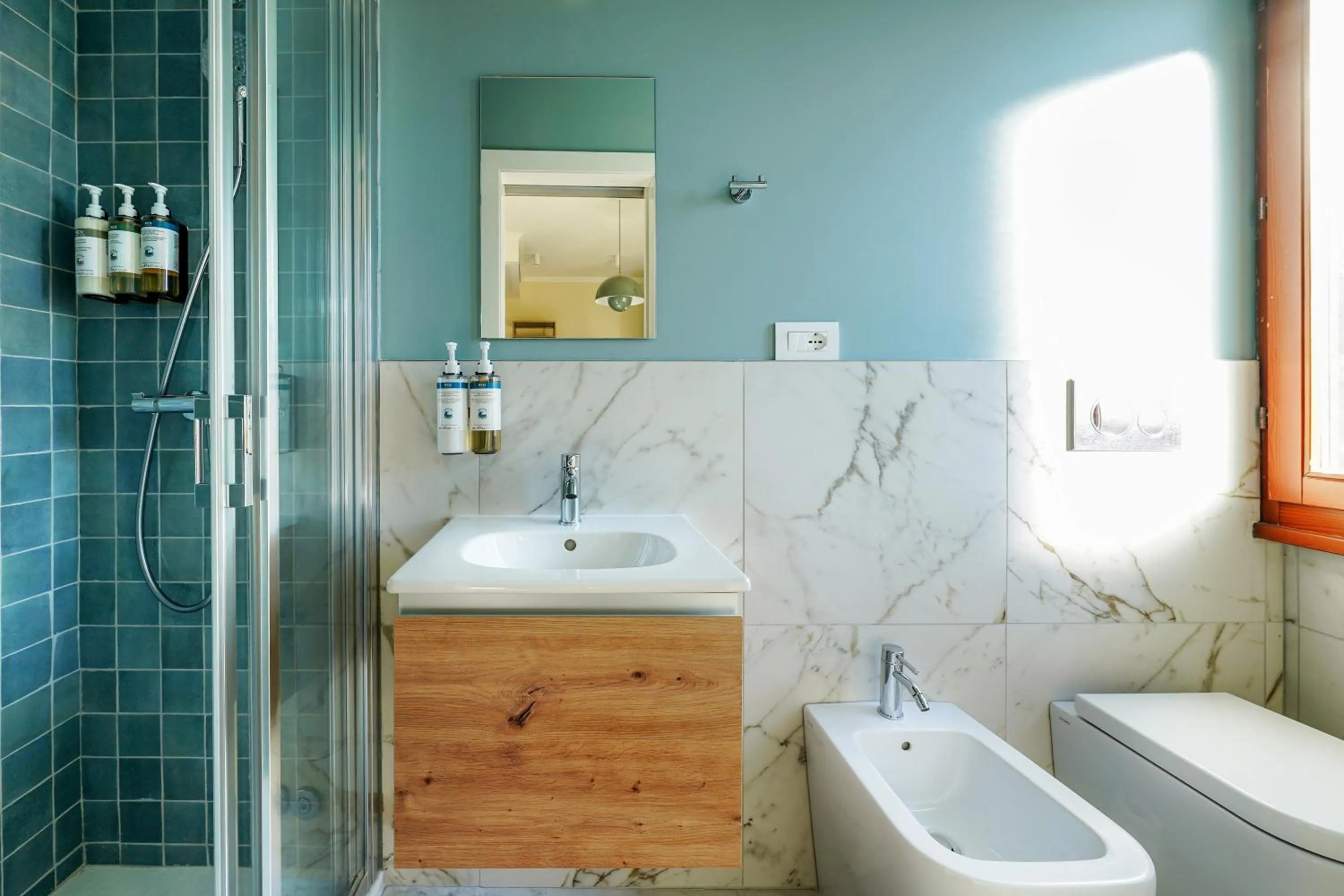 Shower in Numa Venice Forcola